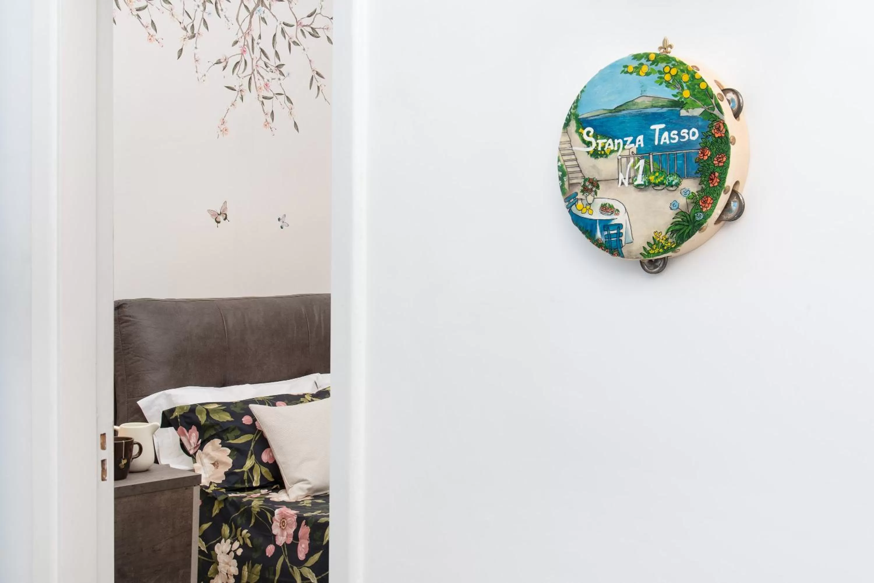 Photo of the whole room in B&B Stanza Tasso