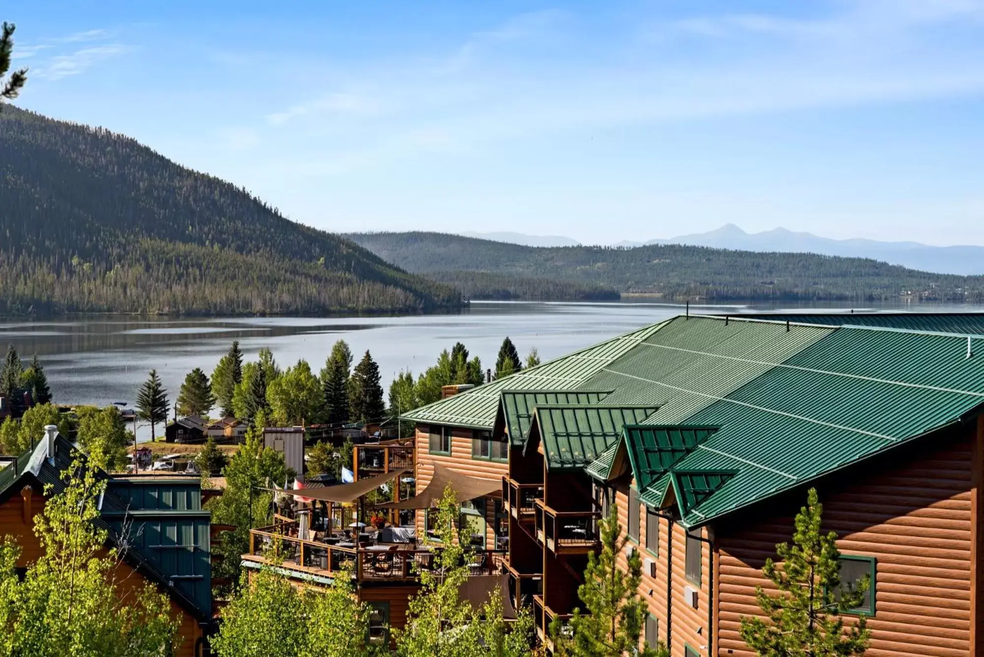 Lake view, Mountain View in Gateway Inn