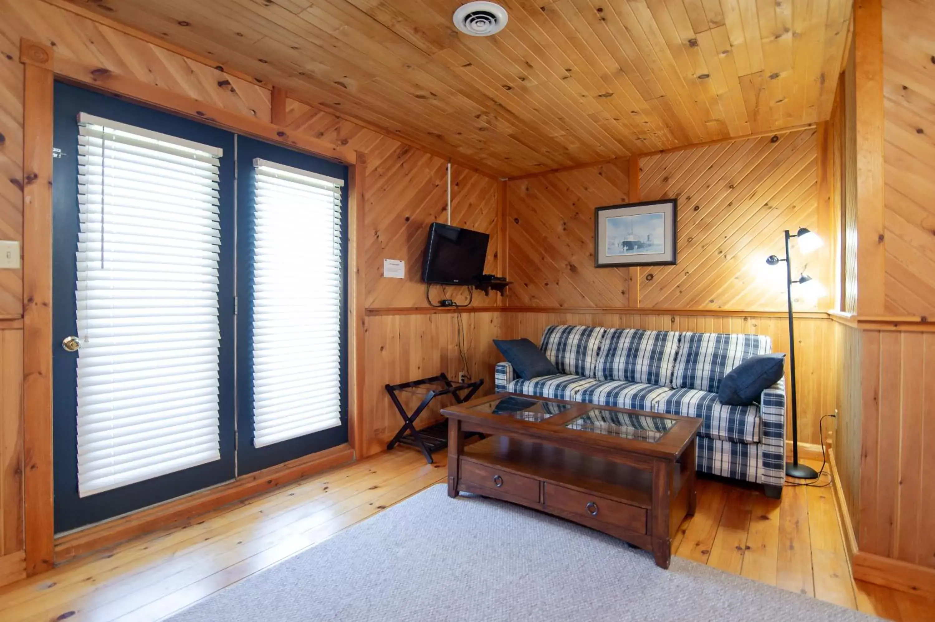 Seating Area in Bye the Bay Bed and Breakfast