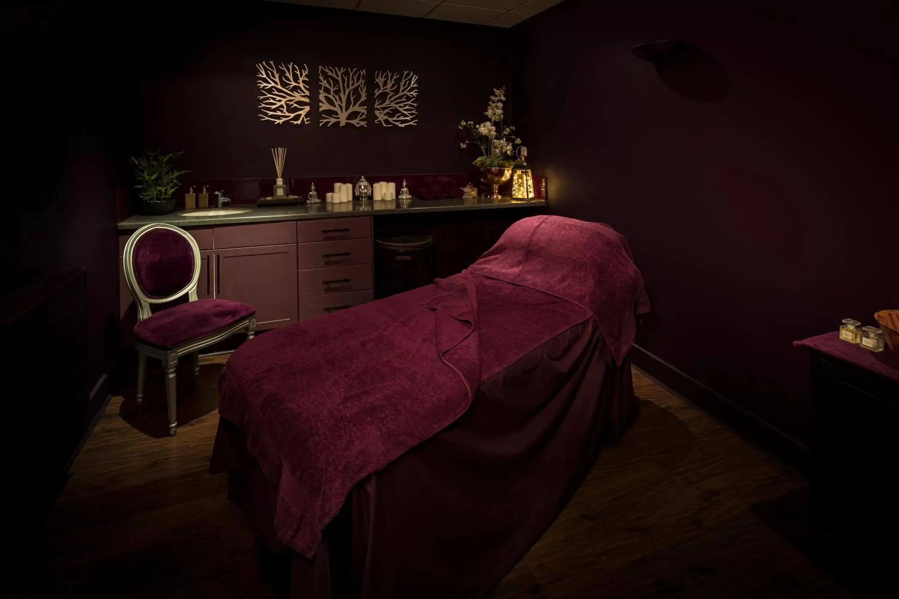 Massage in Crowne Plaza Chester, an IHG Hotel