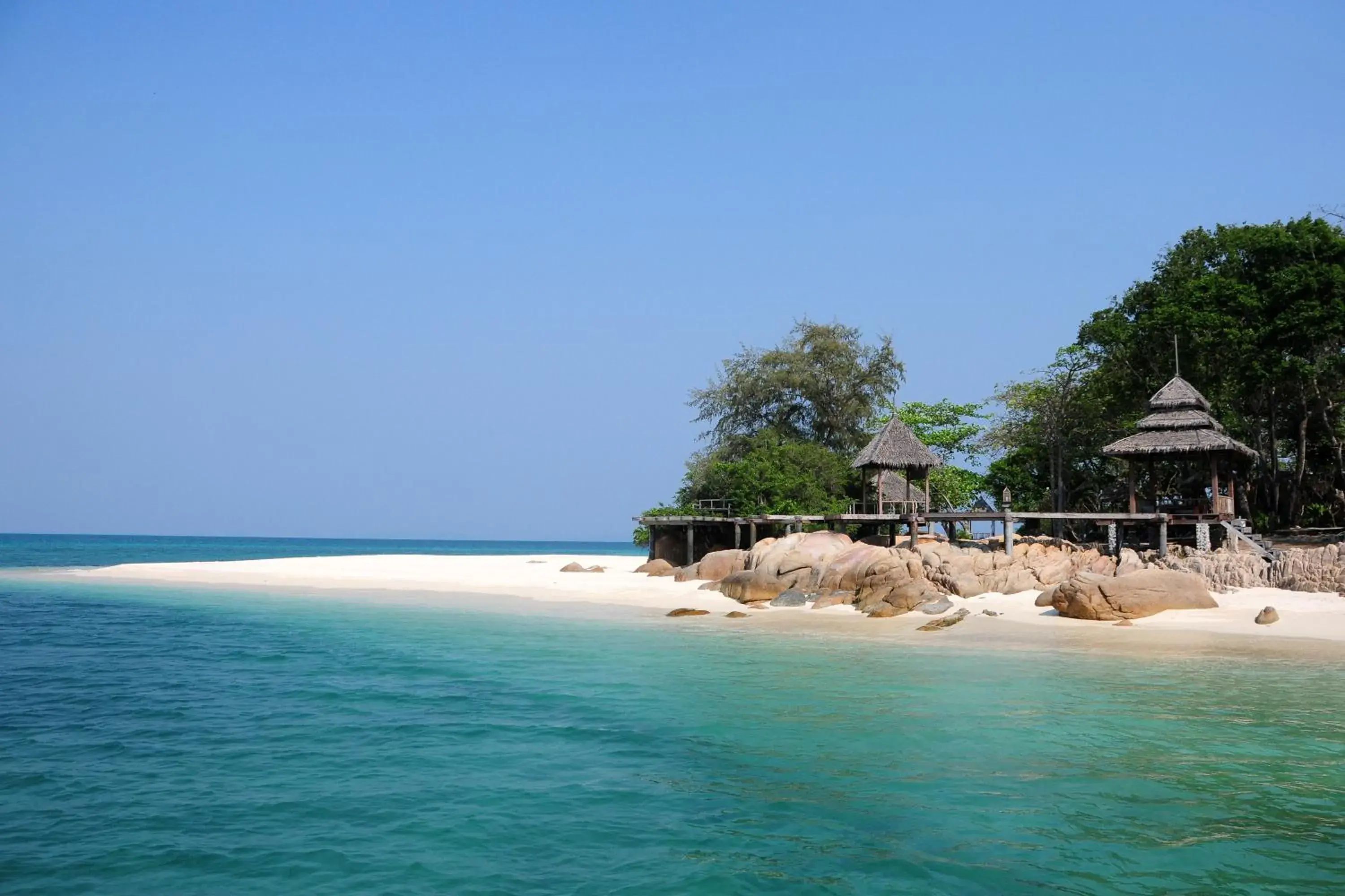 Area and facilities, Beach in Koh Munnork Private Island