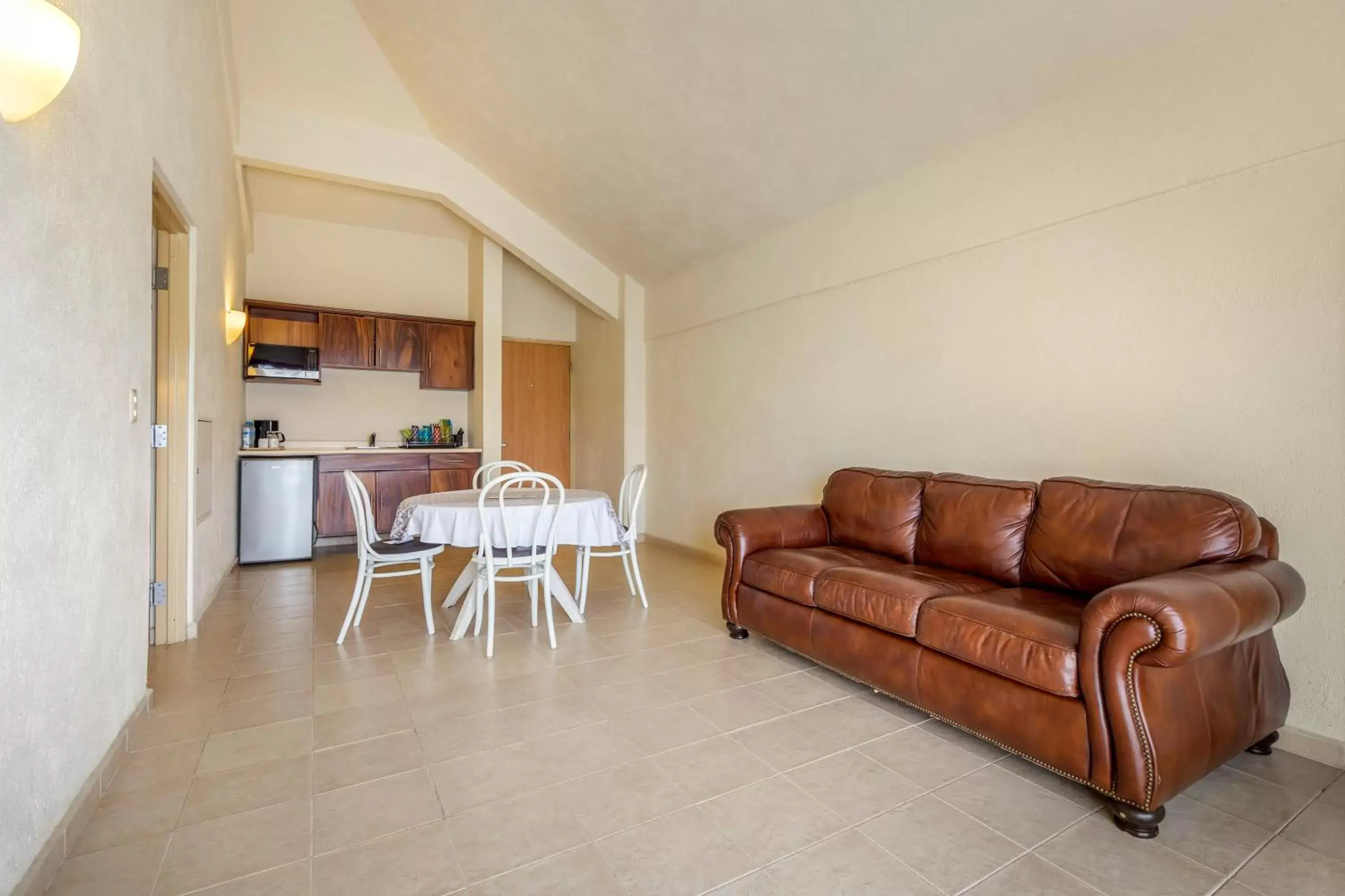 Living room, Seating Area in Comfort Inn Puerto Vallarta