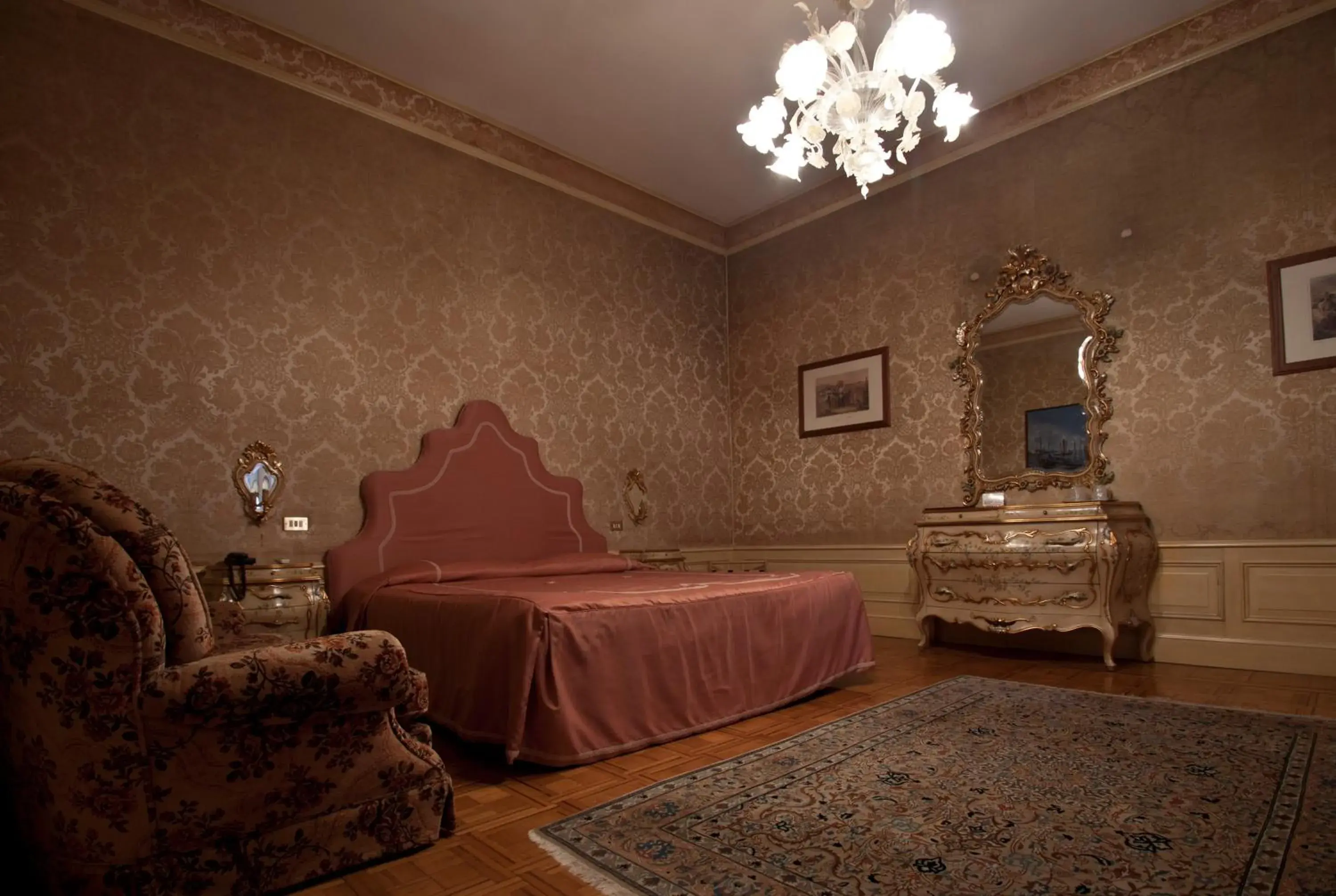 Bed in Park Hotel Villa Giustinian