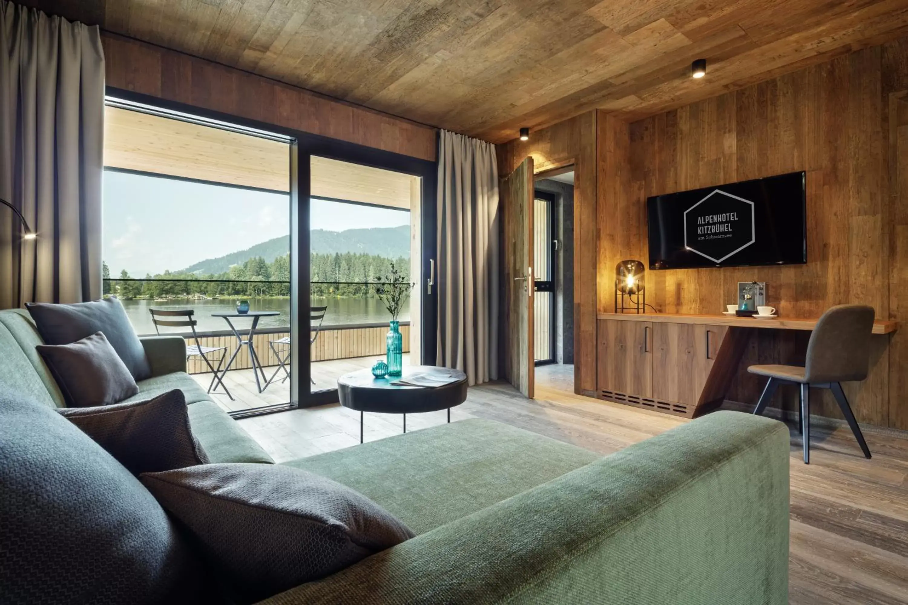 Premium Suite in Alpenhotel Kitzbühel am Schwarzsee - 4 Sterne Superior Premium Suite in Alpenhotel Kitzbühel am Schwarzsee - 4 Sterne Superior