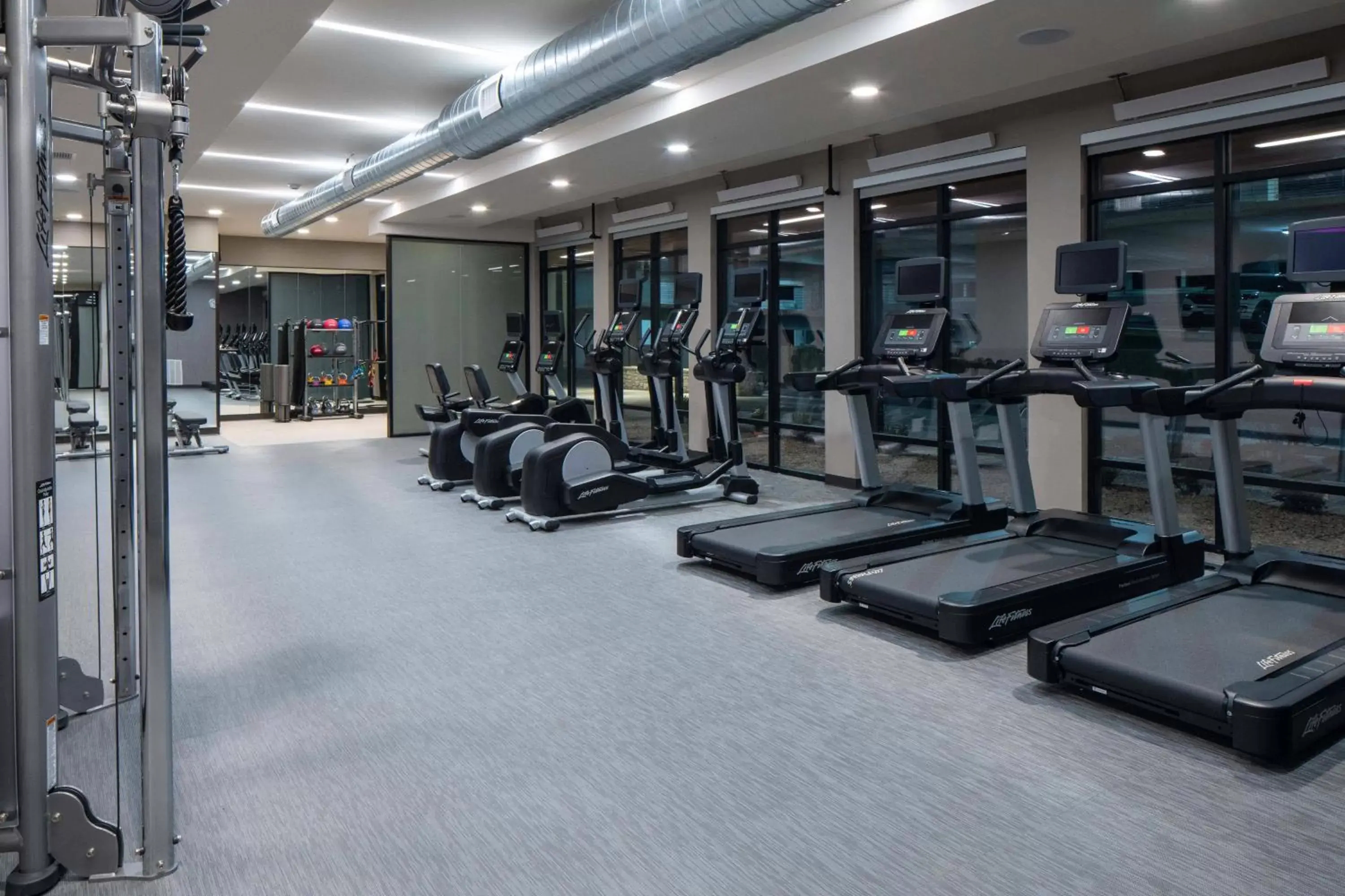 Fitness centre/facilities, Fitness Center/Facilities in Courtyard by Marriott Jefferson City