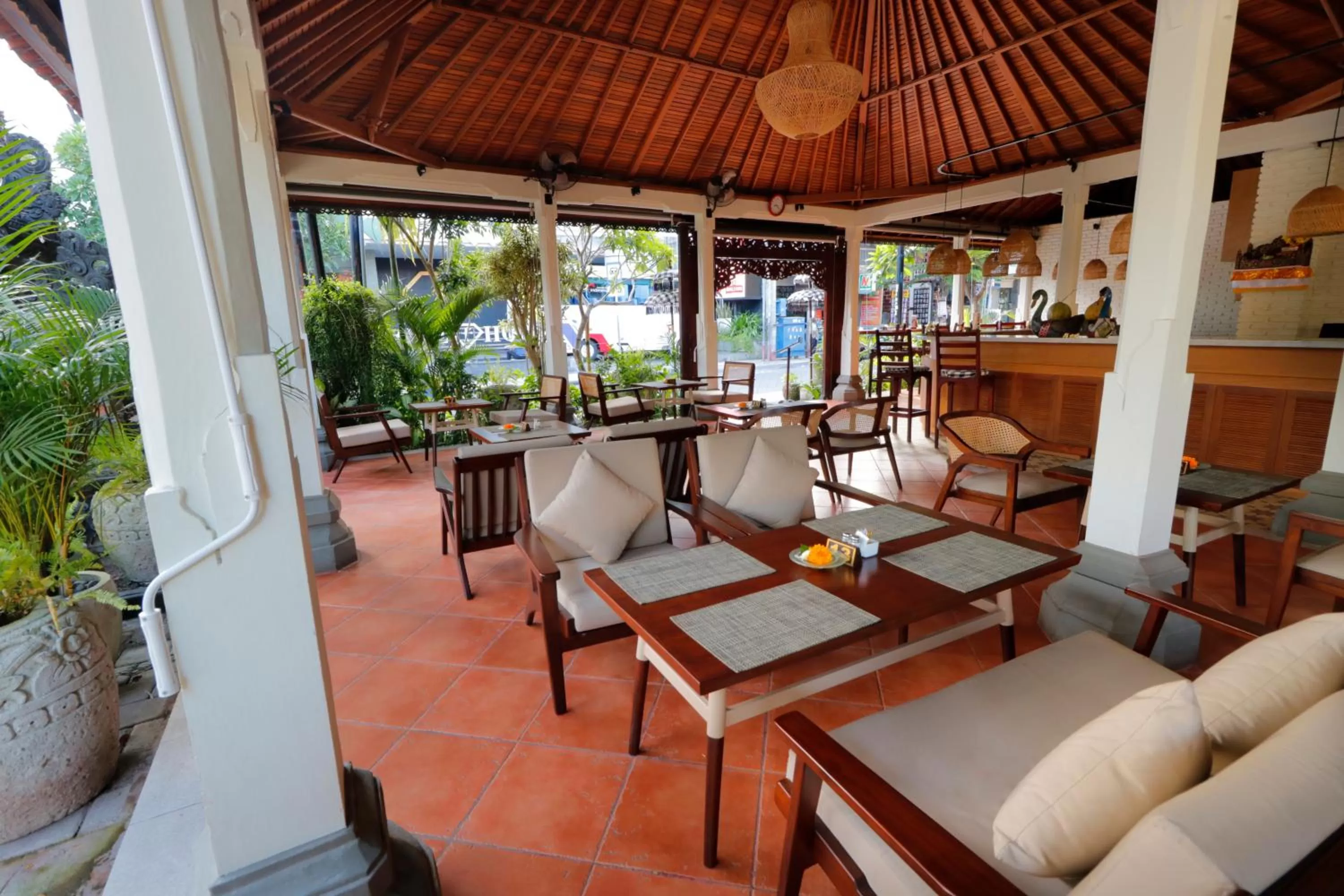 Lounge or bar in Adi Dharma Hotel Legian