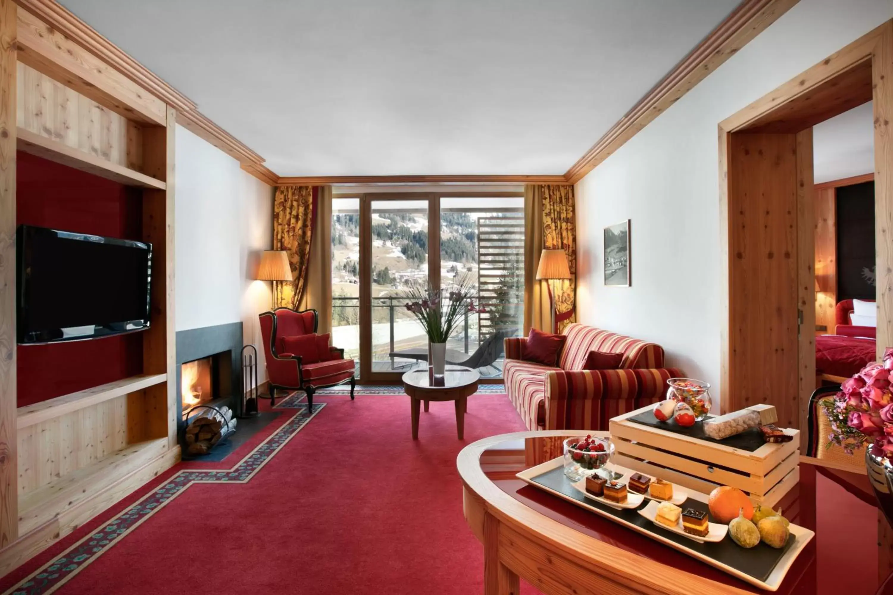Living room, Seating Area in Kempinski Hotel Das Tirol