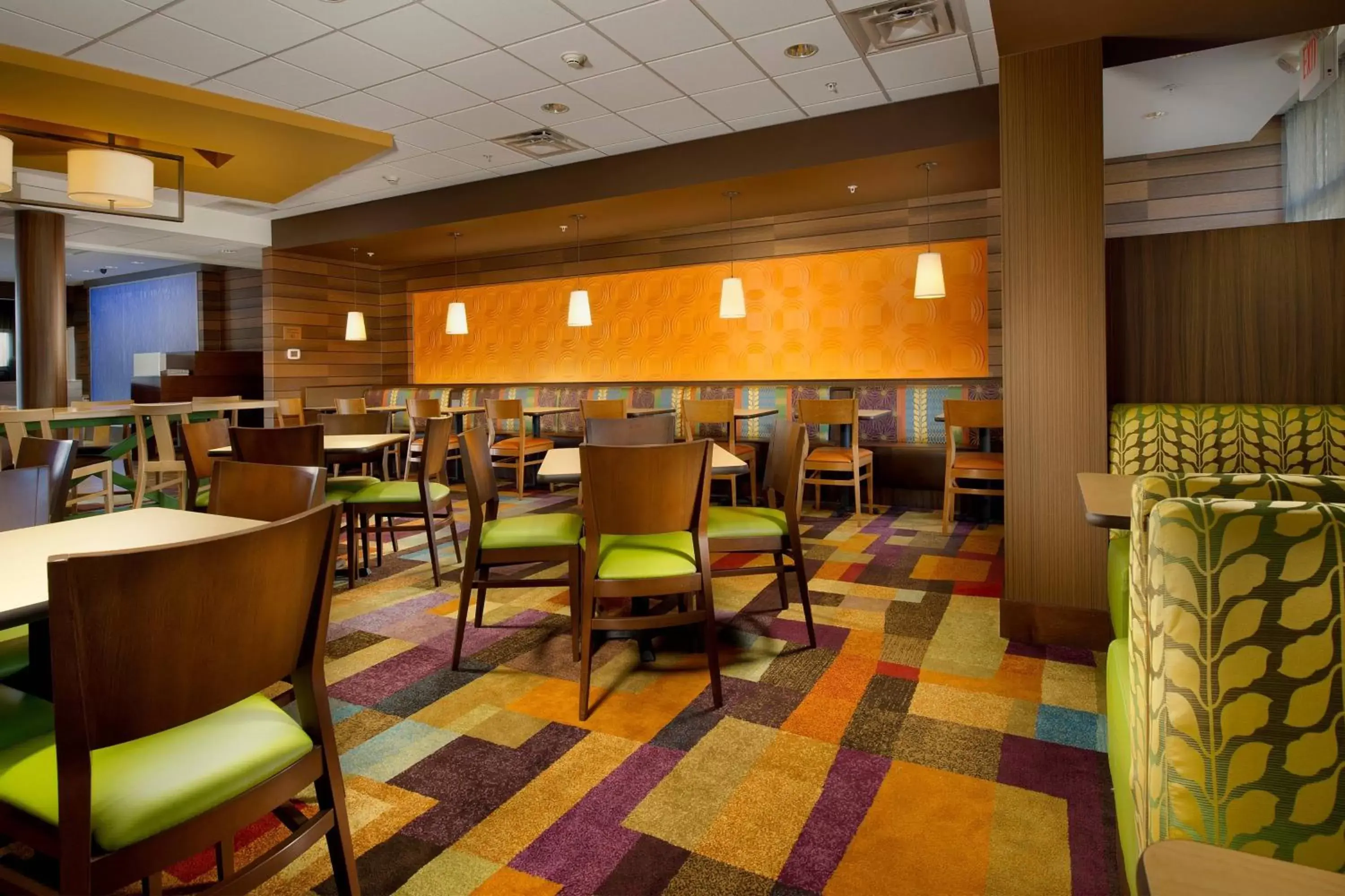 Restaurant/Places to Eat in Fairfield by Marriott Inn & Suites Knoxville Turkey Creek