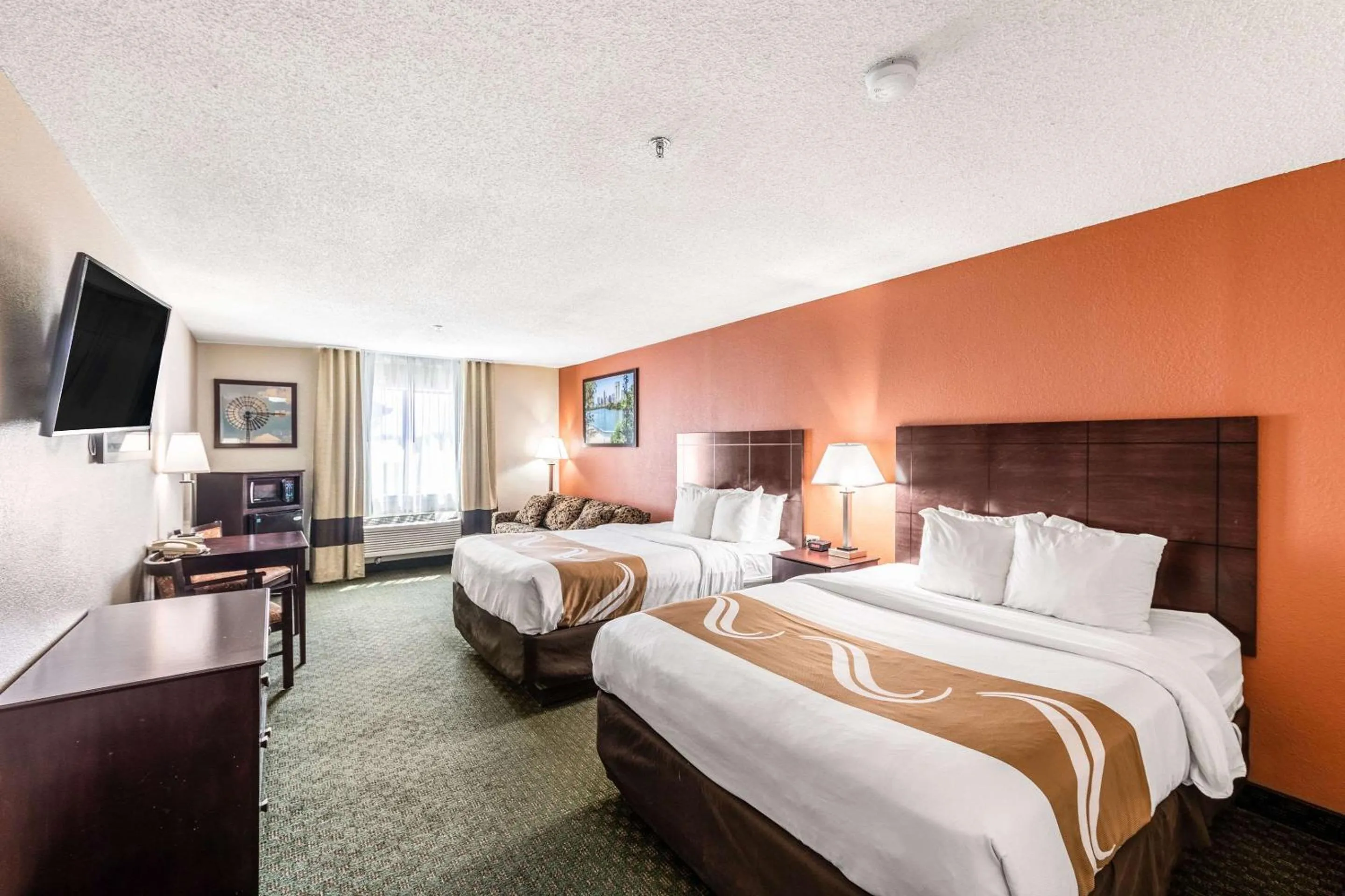 Photo of the whole room, Bed in Quality Inn Cedar Park - Austin Northwest