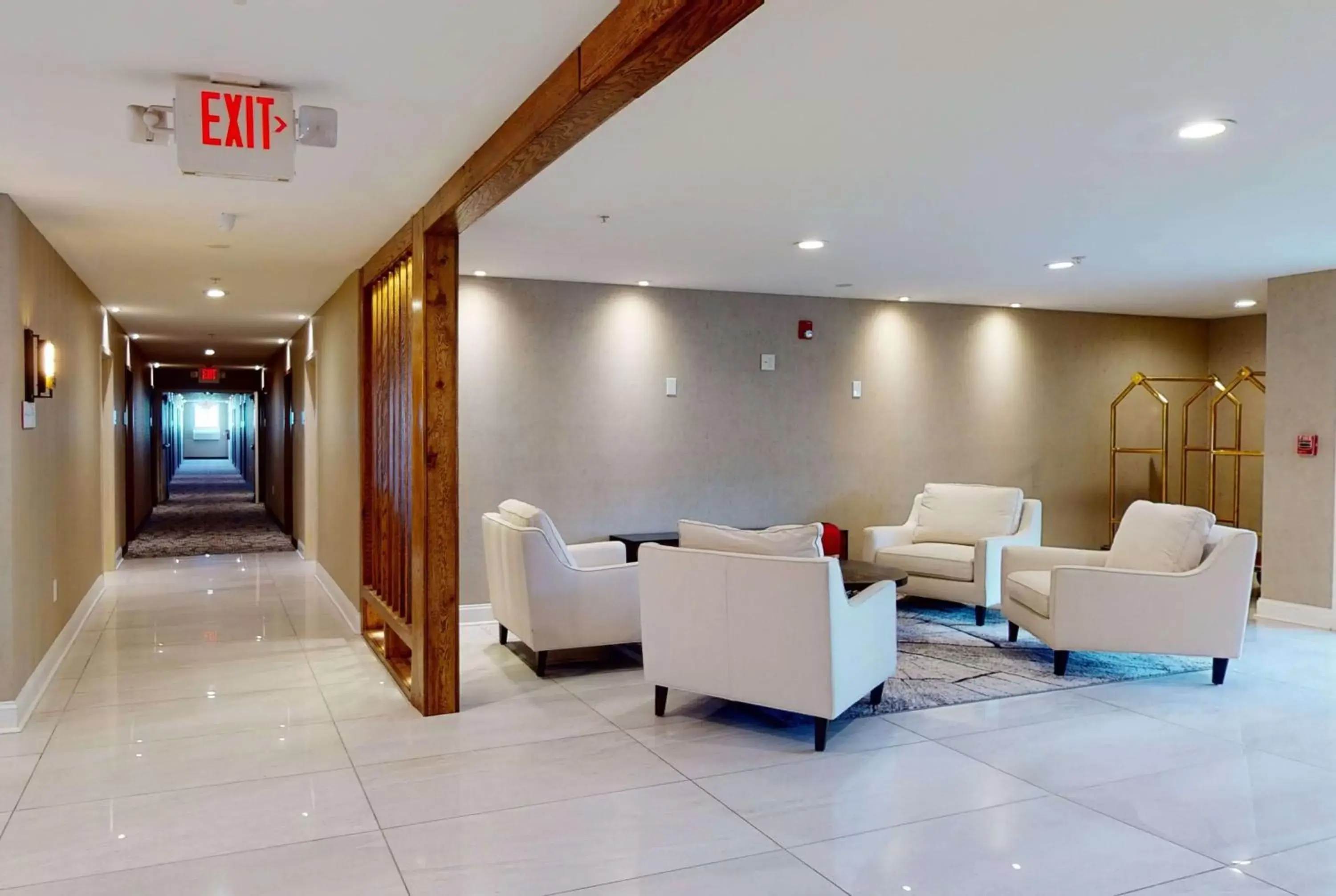 Lobby or reception, Lobby/Reception in Ramada by Wyndham Strasburg - Shenandoah Valley