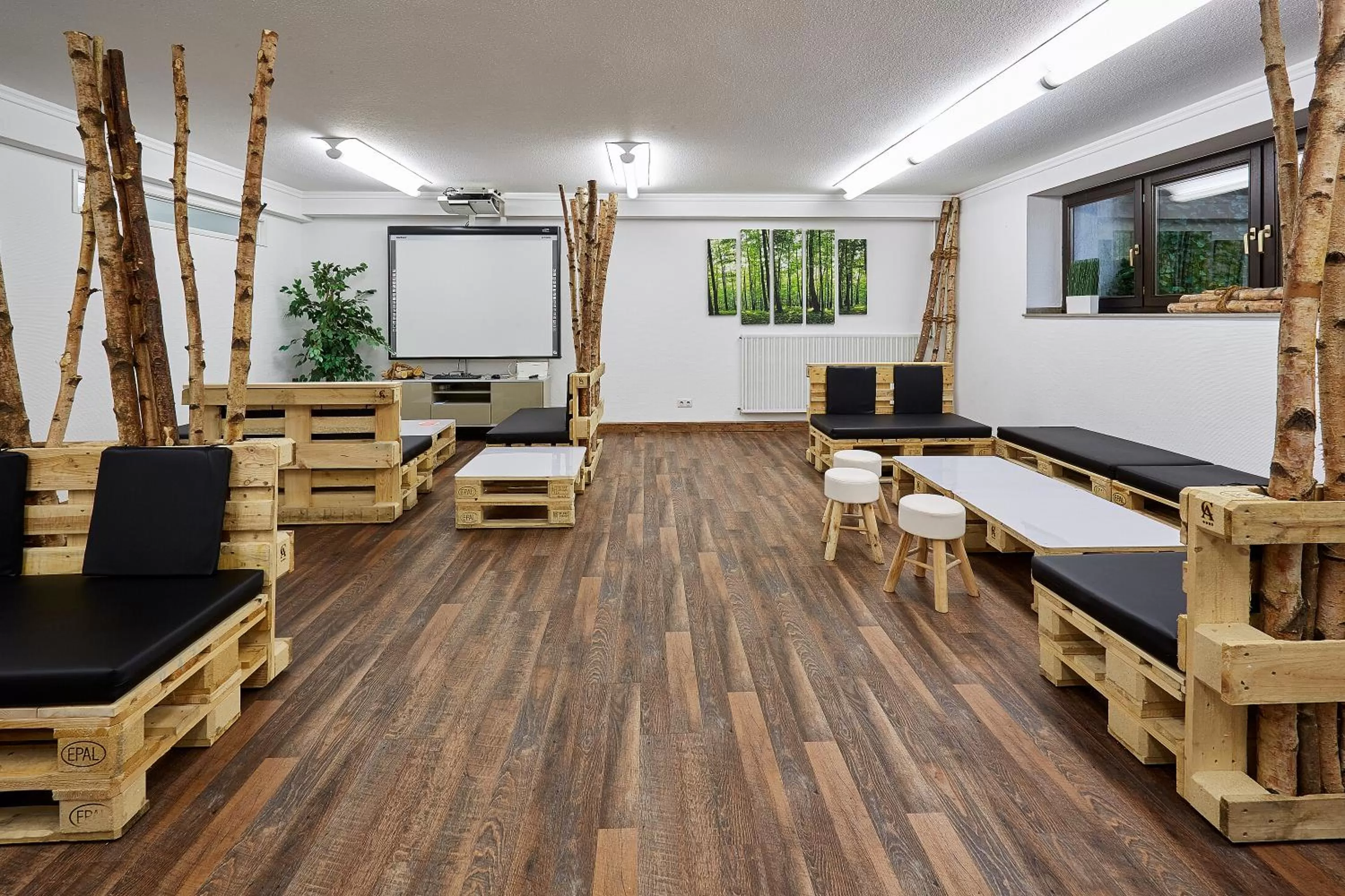 Decorative detail in Hotel Restaurant Clemens-August