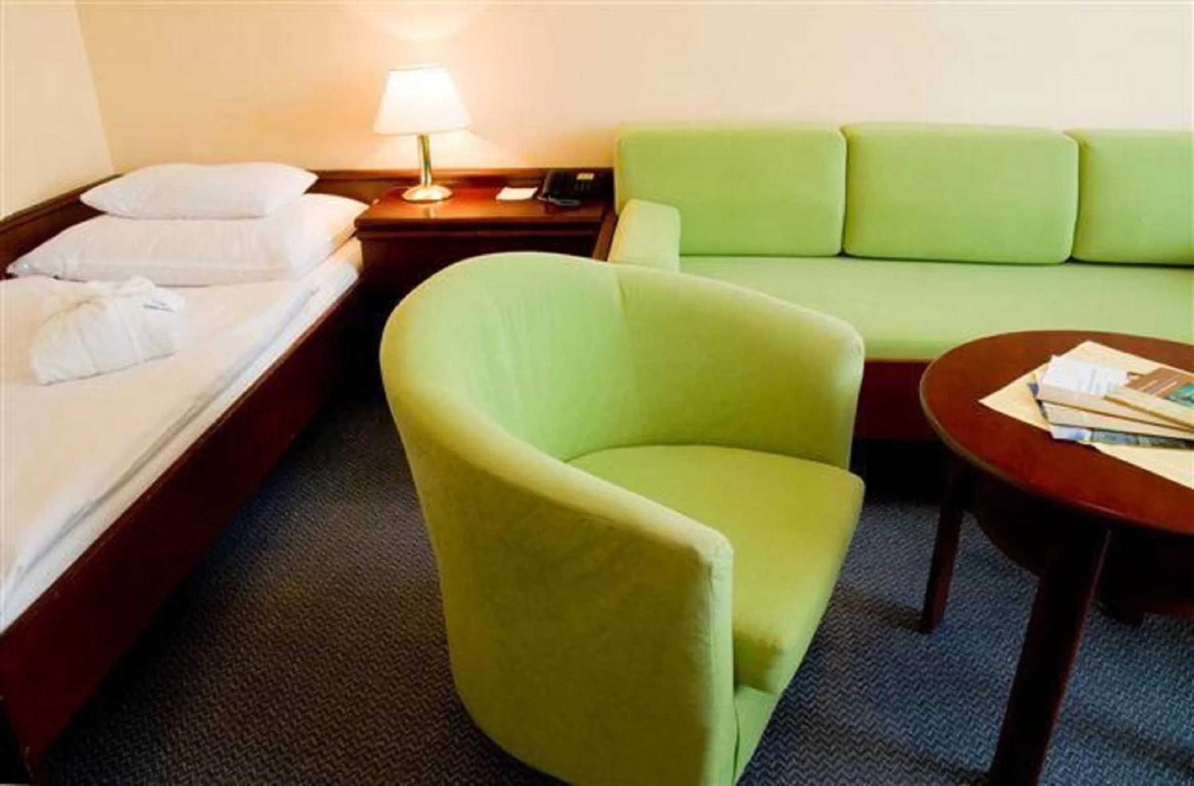 Bedroom, Bed in Ensana Esplanade