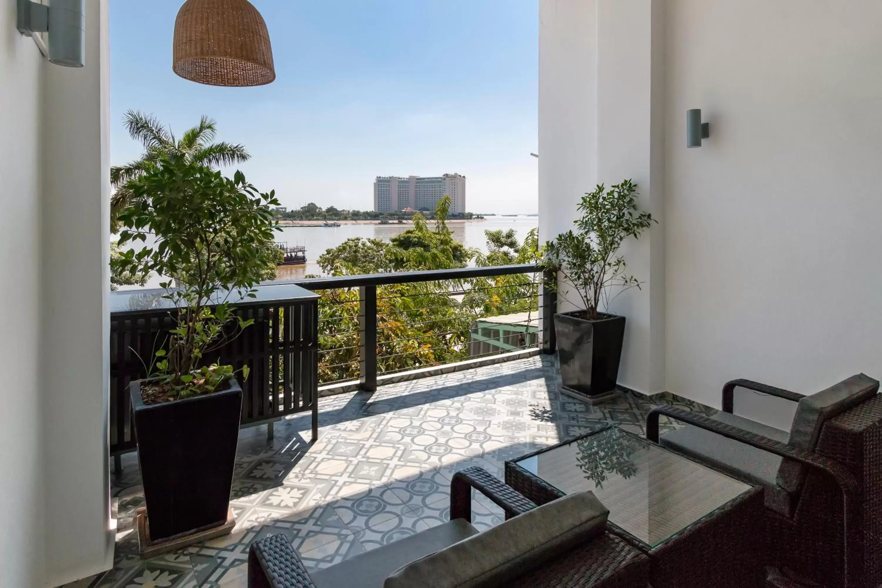 Balcony/Terrace in TAO Riverside Residence