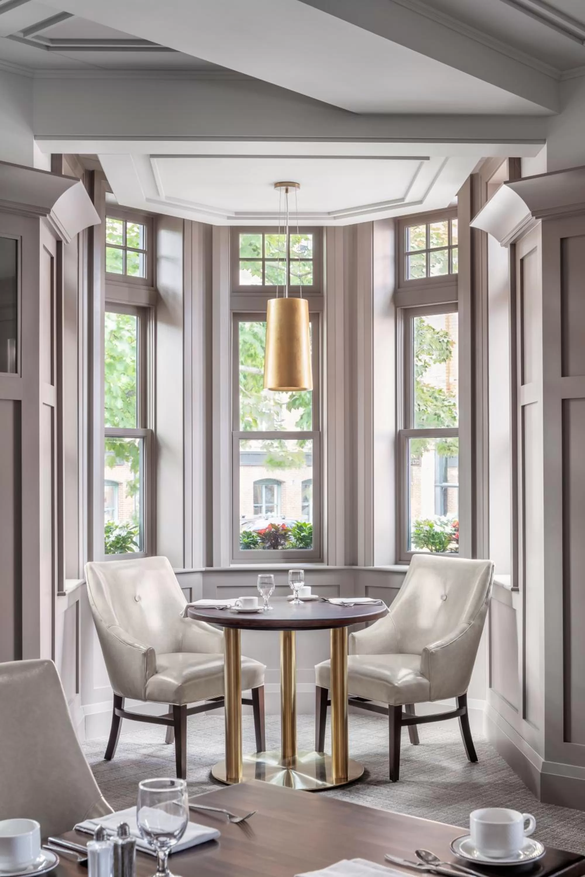 Restaurant/places to eat in Portland Regency Hotel & Spa