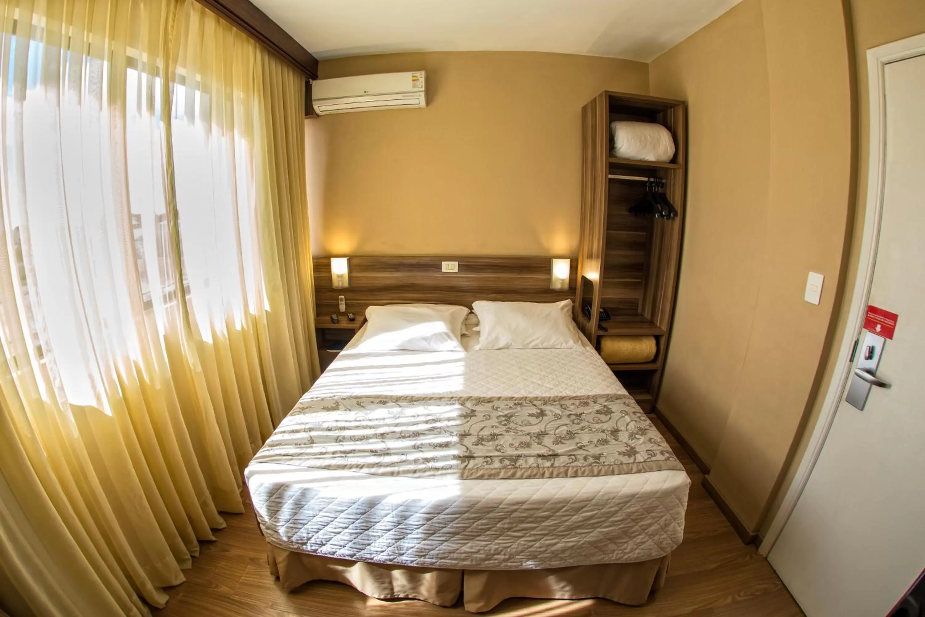 Double Room - single occupancy in Hotel Campo Largo Comfort