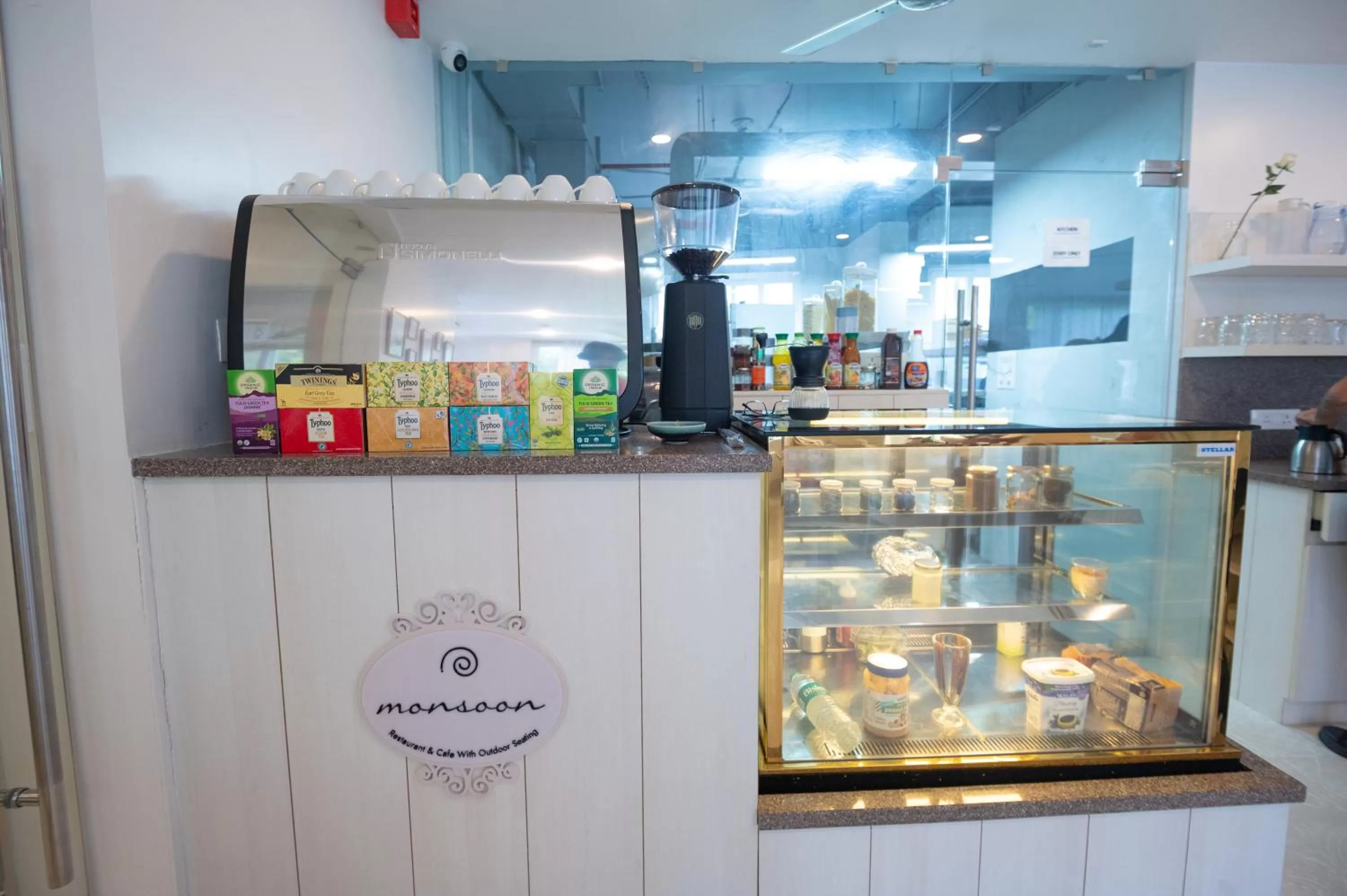 Restaurant/places to eat in Terrakotta Rishikesh