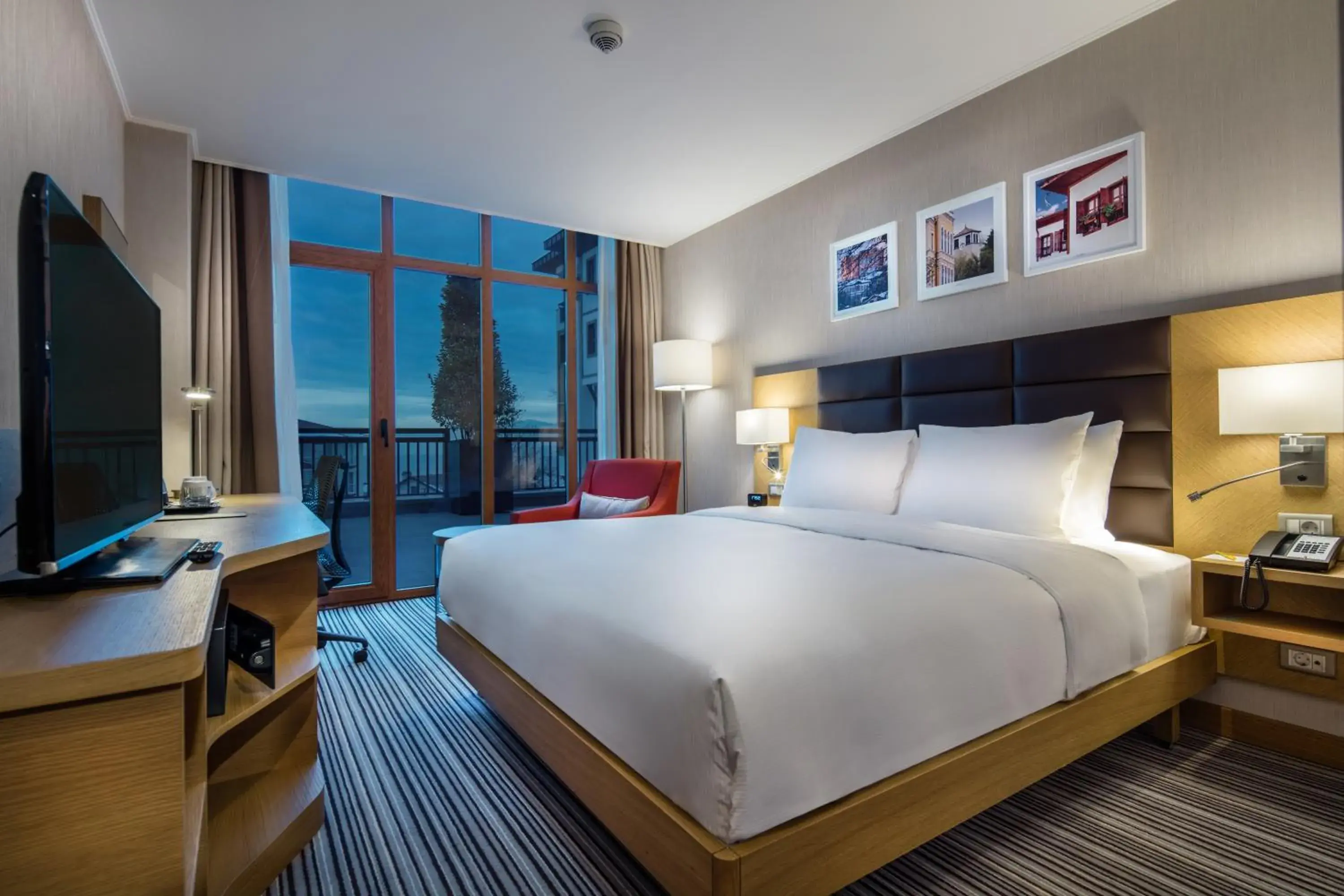 Photo of the whole room, Bed in Hilton Garden Inn Safranbolu Photo of the whole room, Bed in Hilton Garden Inn Safranbolu