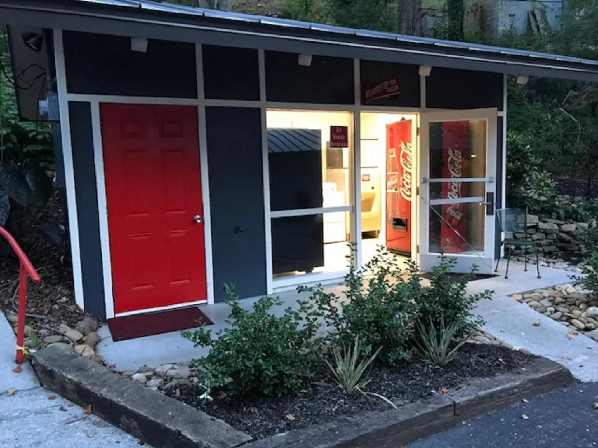 Property building in Zoders Inn and Suites