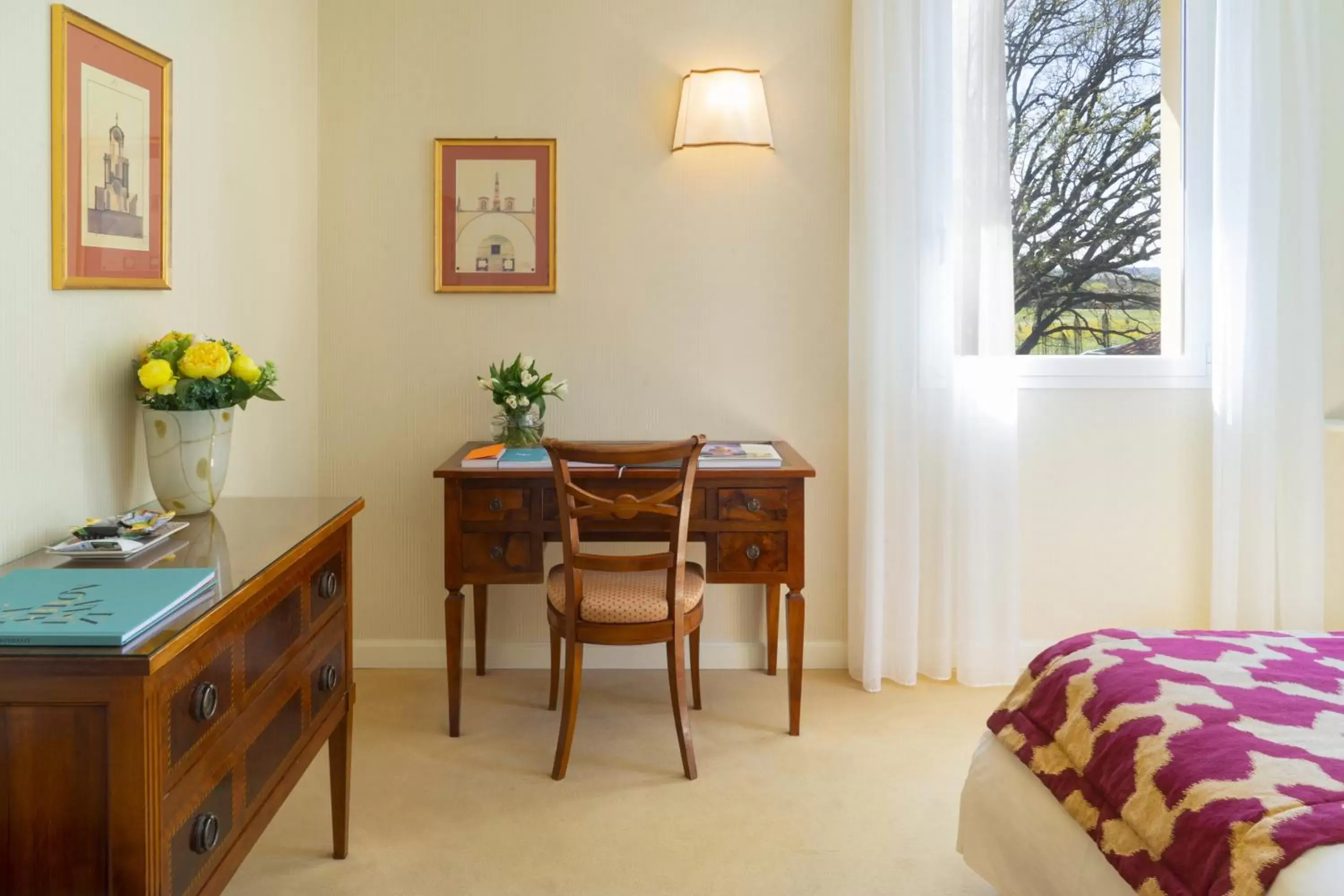 Standard Double or Twin Room in Villa Abbondanzi Resort Standard Double or Twin Room in Villa Abbondanzi Resort