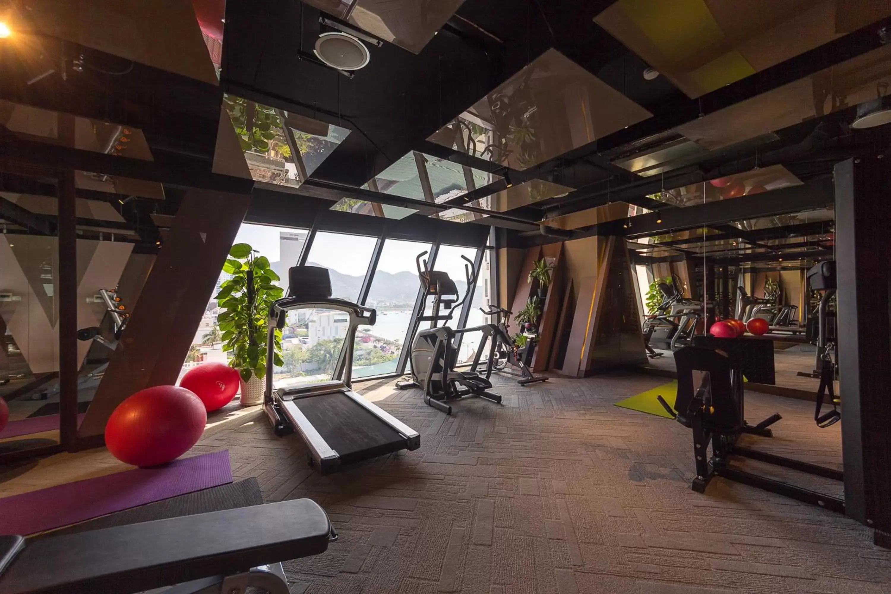 Fitness centre/facilities, Fitness Center/Facilities in Boton Blue Hotel & Spa