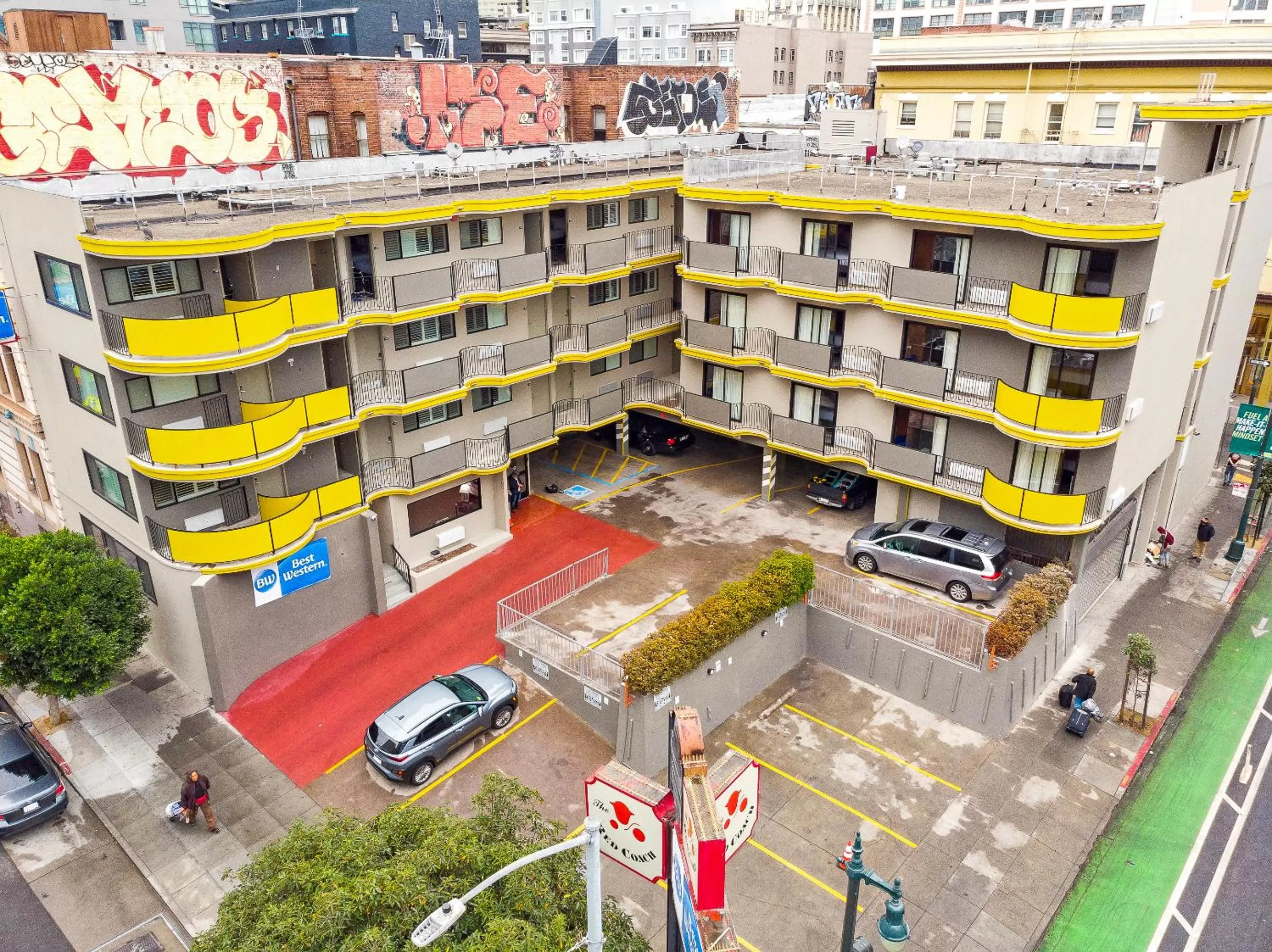 Property building in Best Western Red Coach Inn