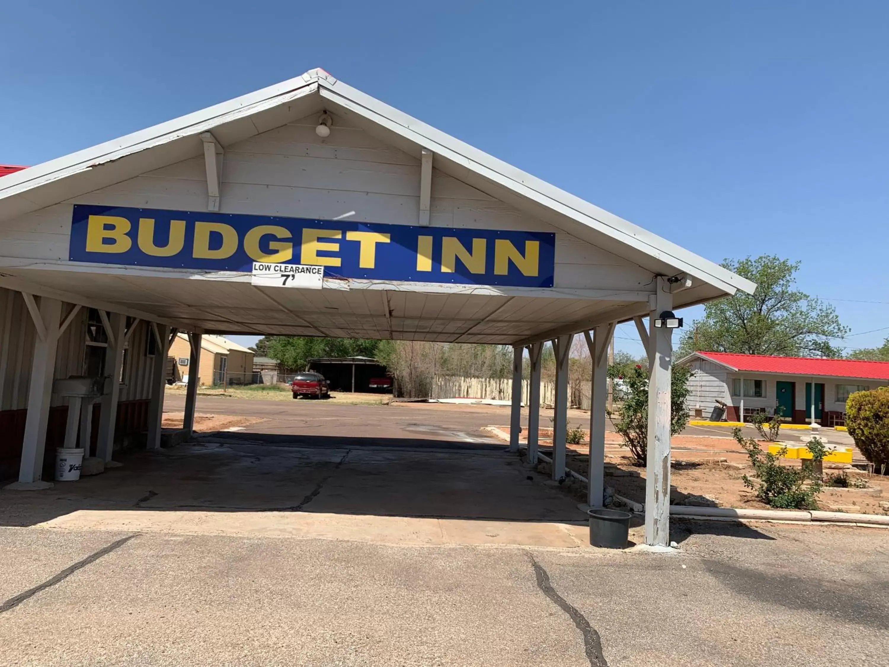 Property Building in Budget Inn