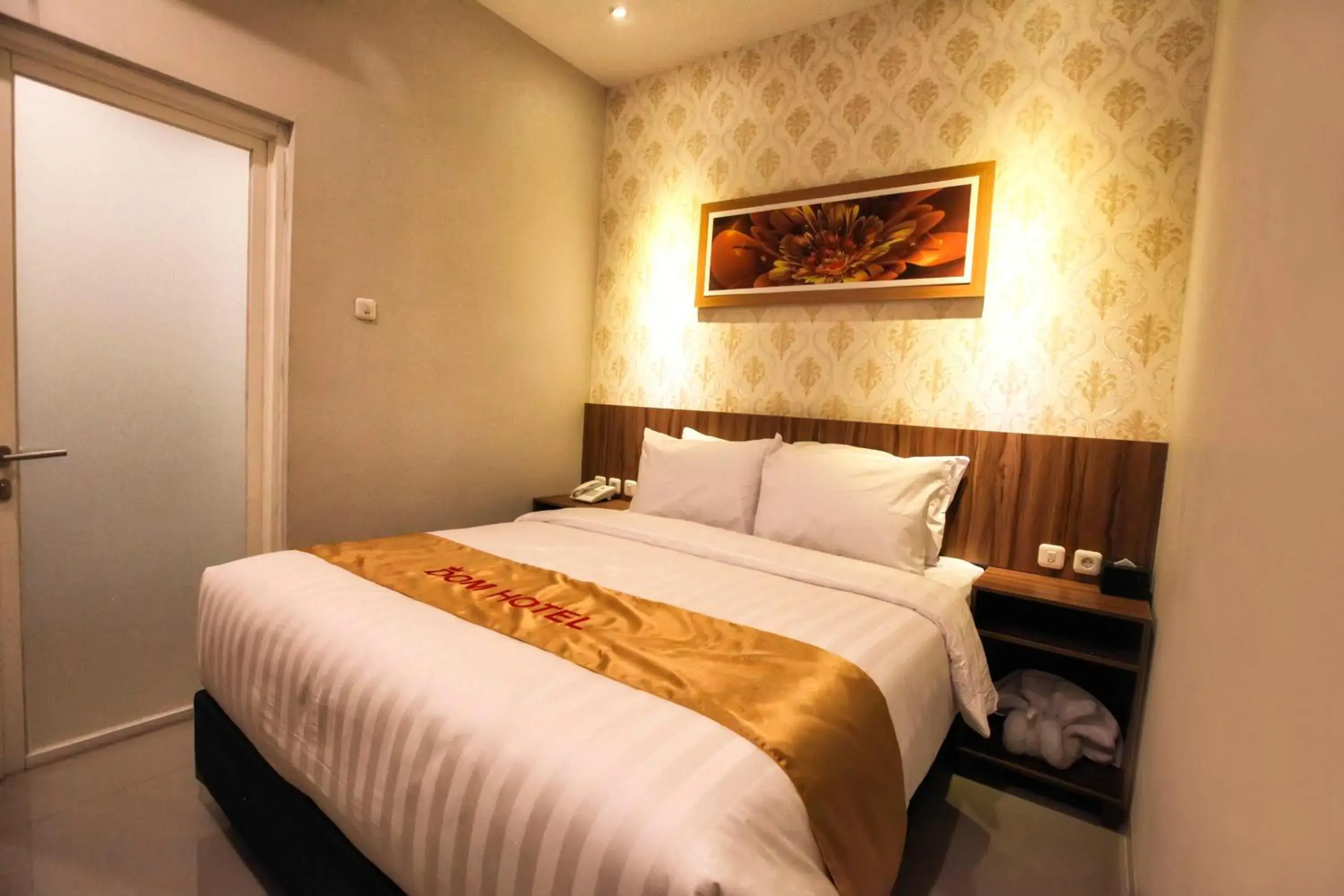 Bed in Dom Hotel Jogja