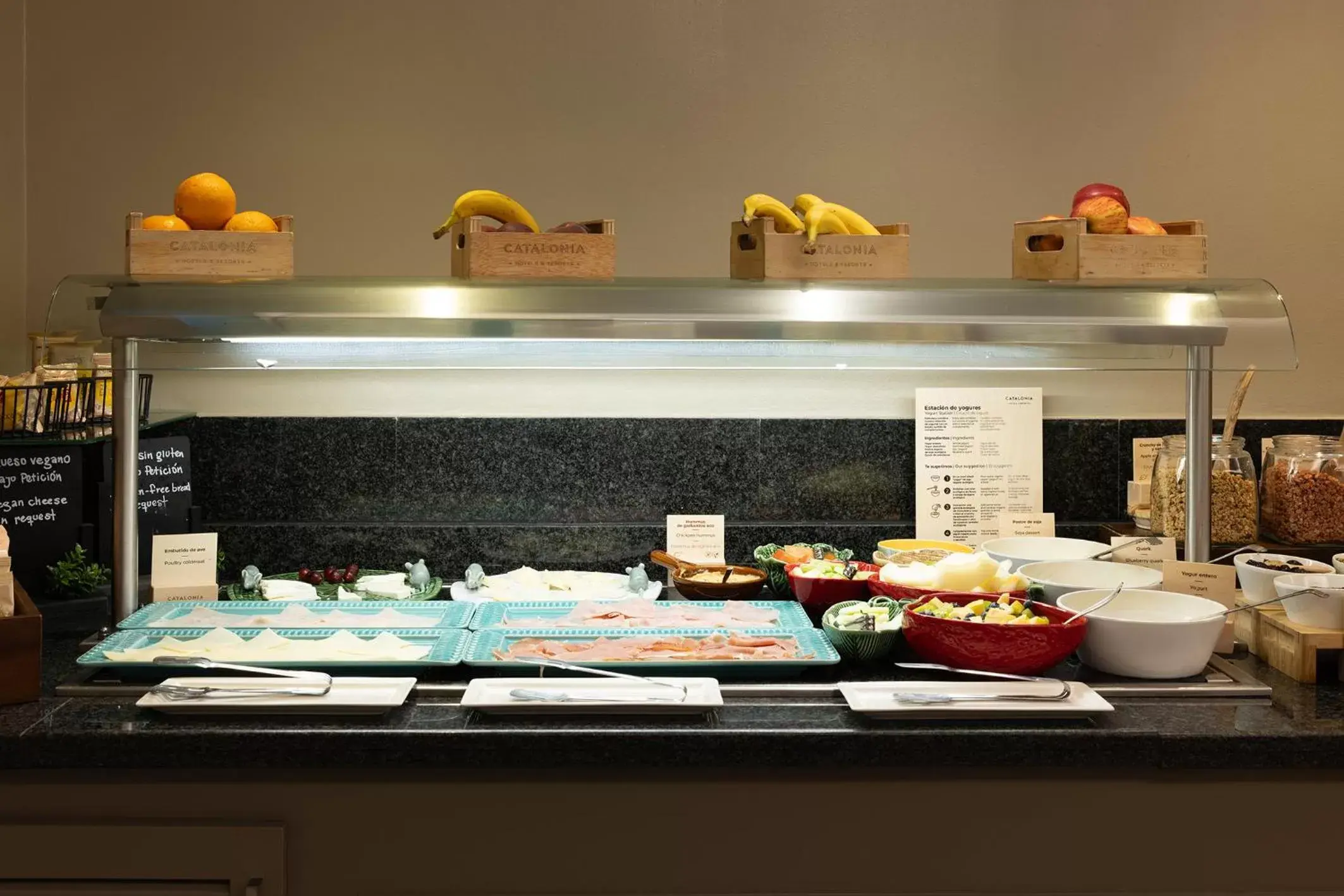 Buffet breakfast in Catalonia Albeniz Buffet breakfast in Catalonia Albeniz