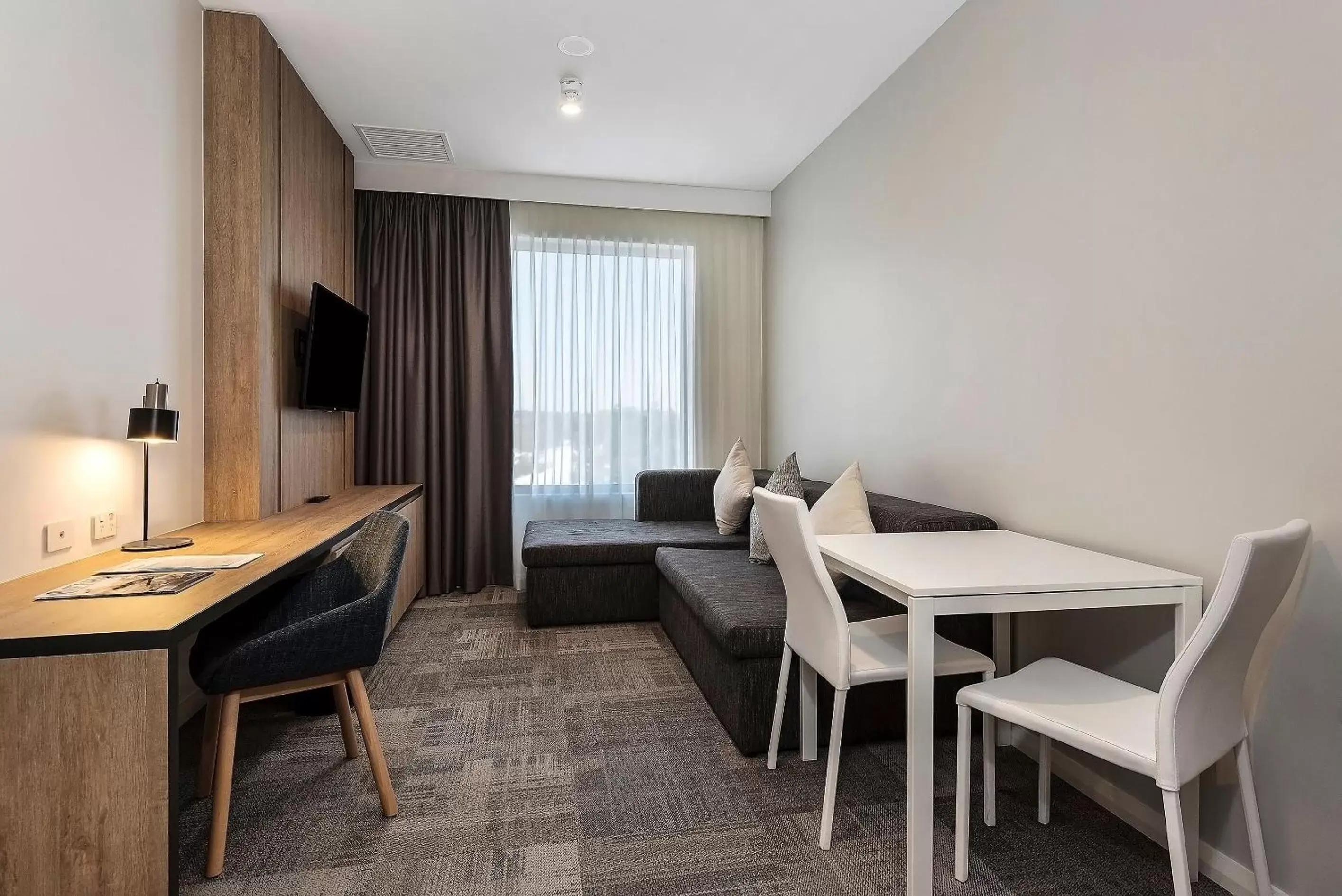 Living room, Dining Area in Ingot Hotel Perth, Ascend Hotel Collection