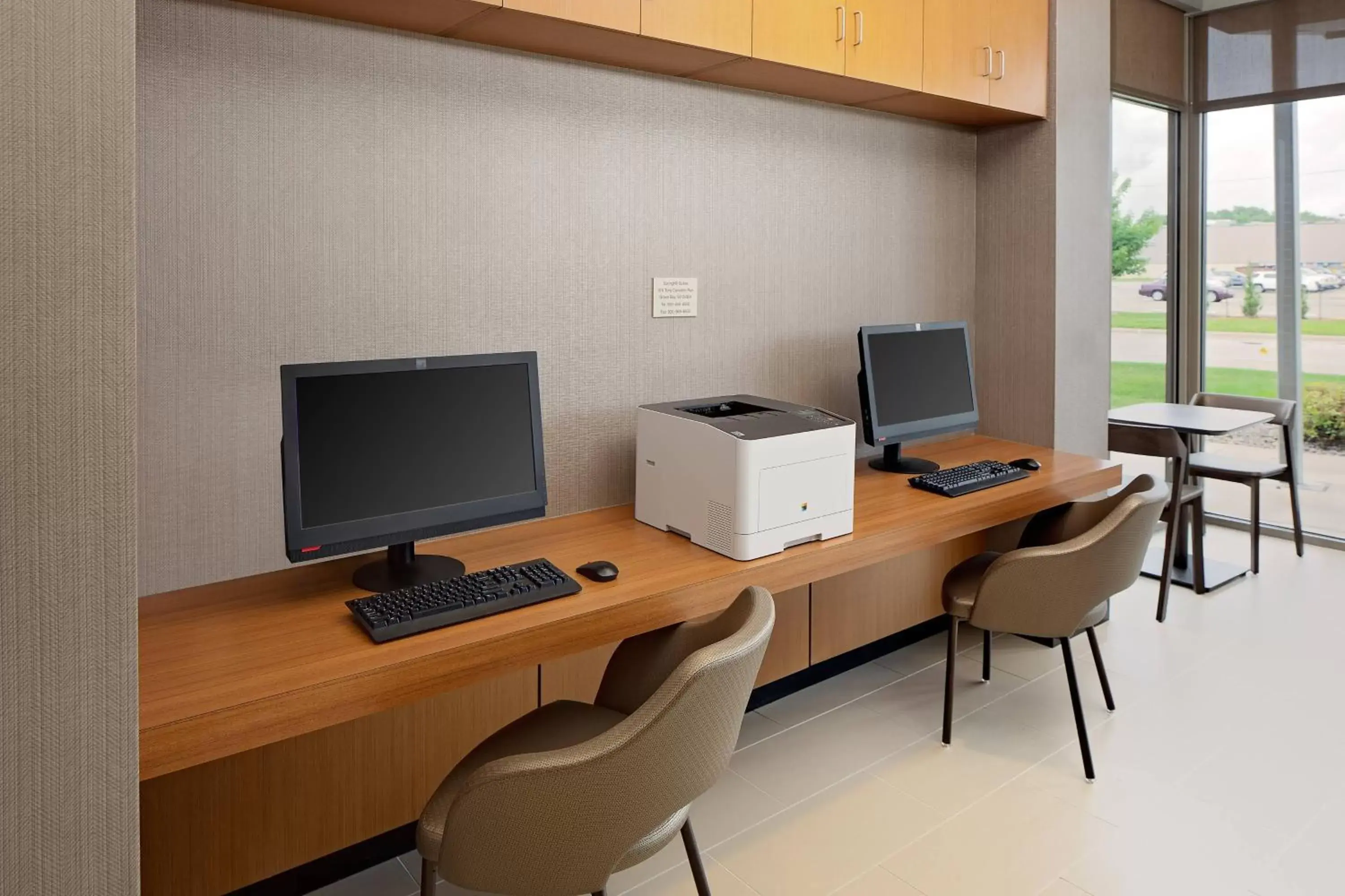 Business facilities, Business Area/Conference Room in SpringHill Suites Green Bay