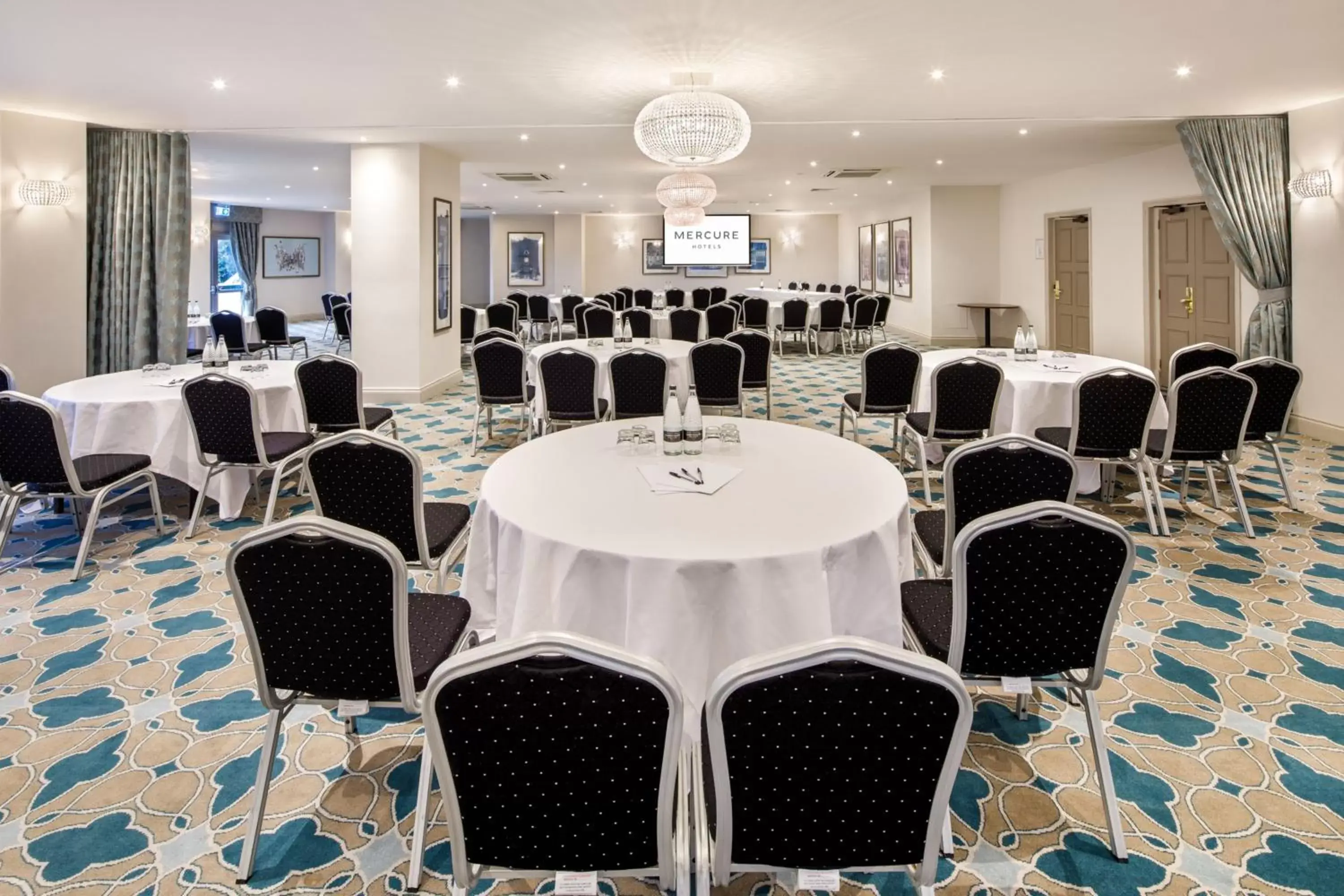 Meeting/conference room in Mercure Chester Abbots Well Hotel