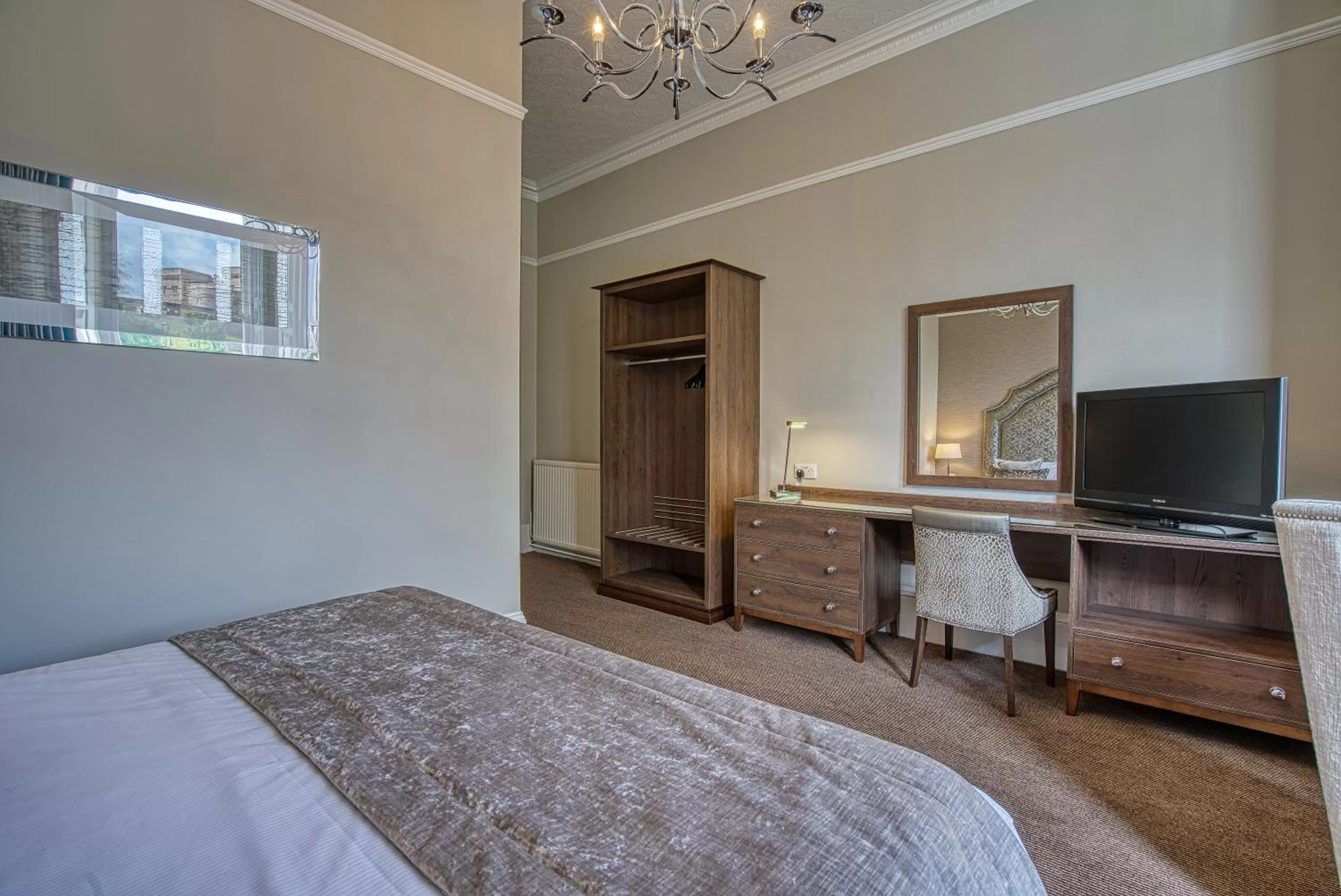 Bedroom, Bed in Inverness Palace Hotel & Spa, WorldHotels Distinctive