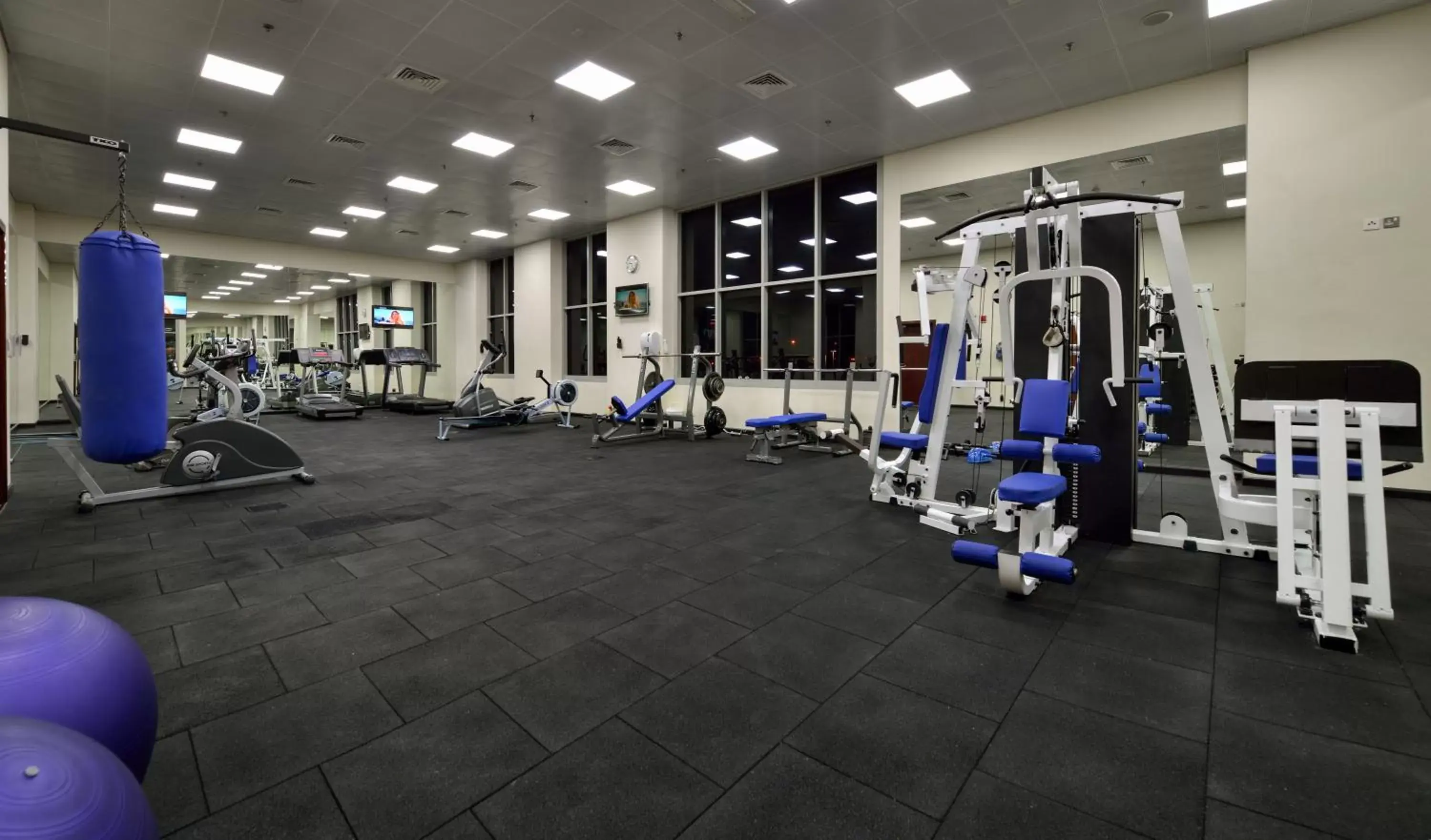 Fitness centre/facilities, Fitness Center/Facilities in Oaks Liwa Heights Hotel Suites