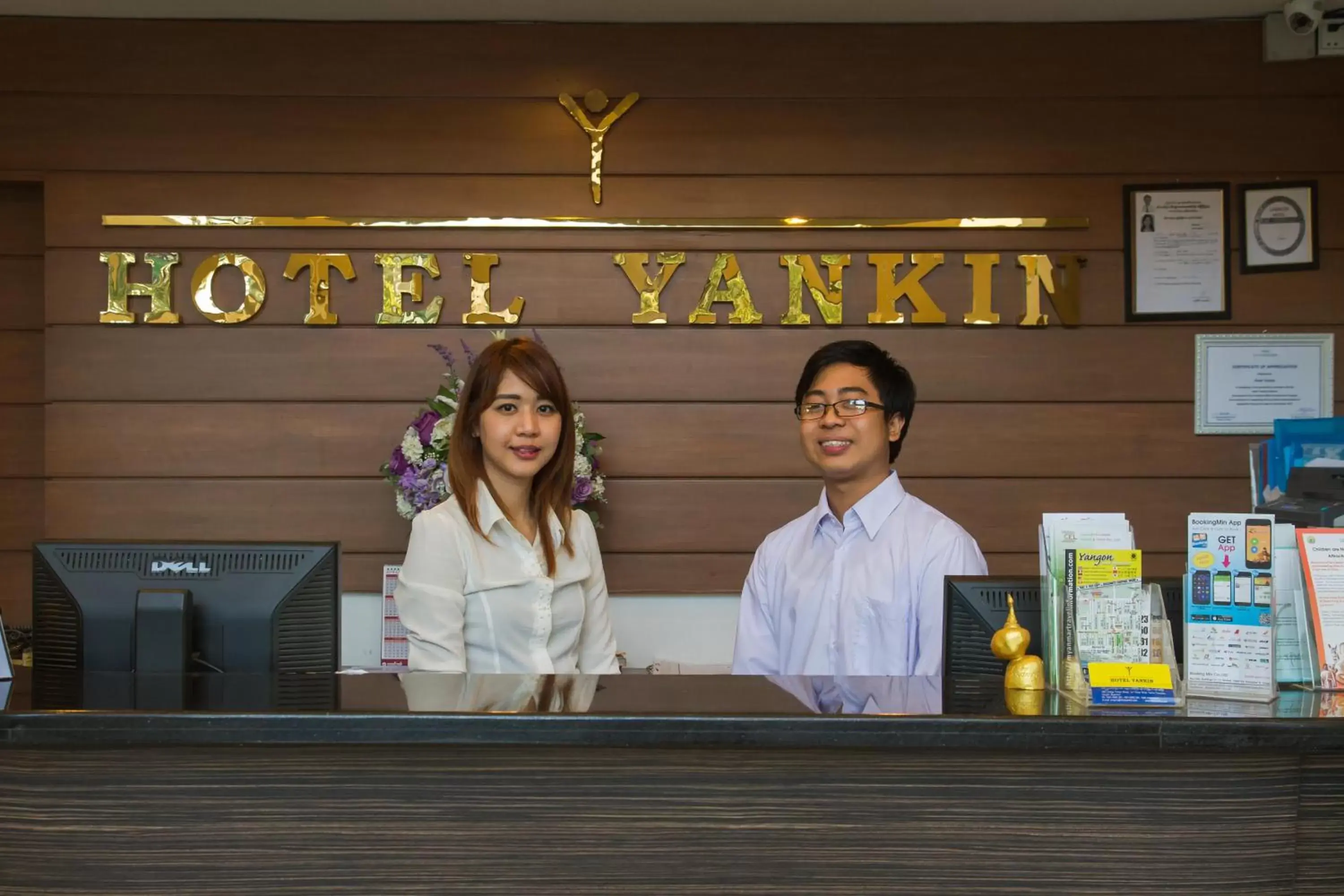 Staff, Lobby/Reception in Hotel Yankin