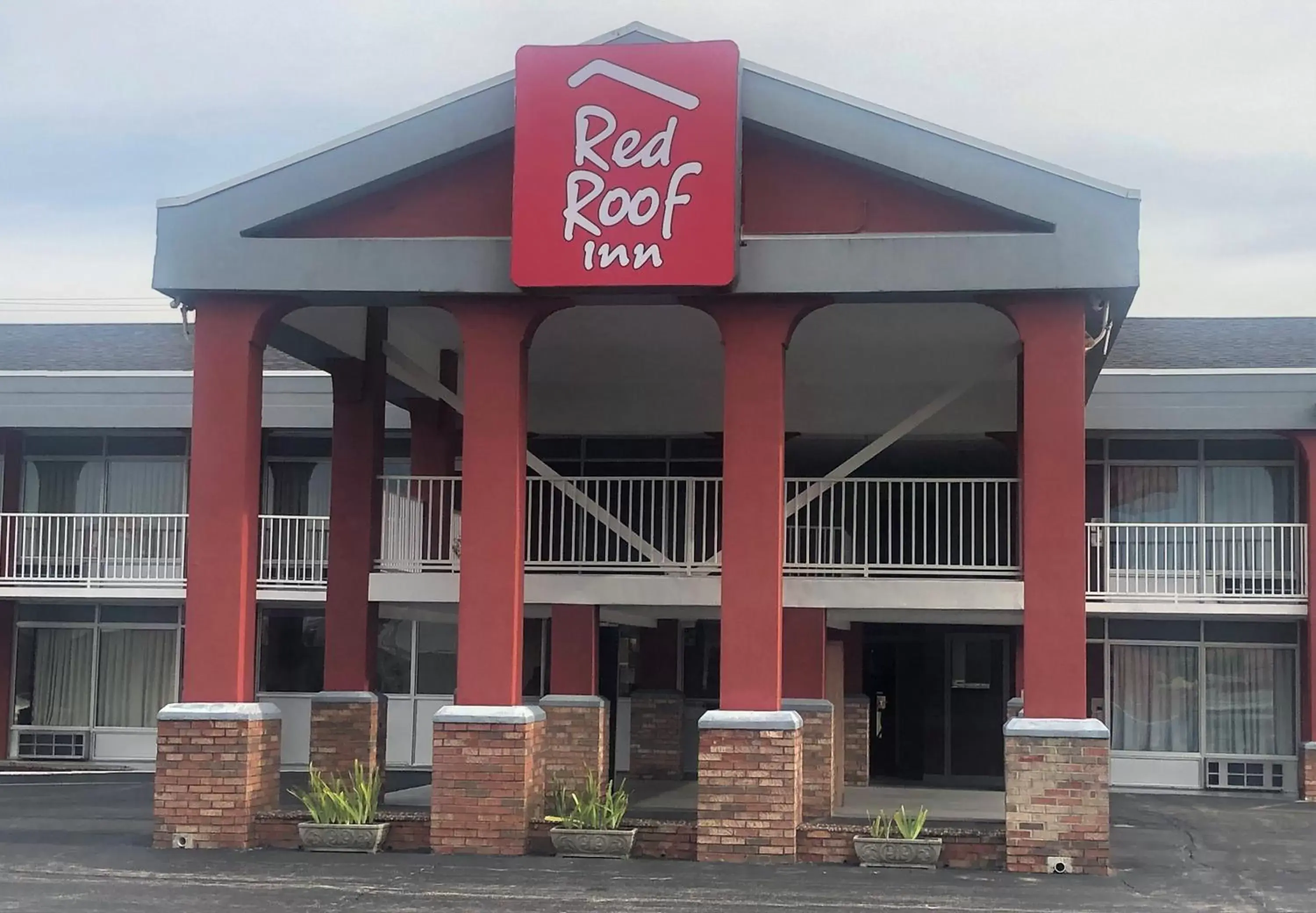 Property Building in Red Roof Inn Berea