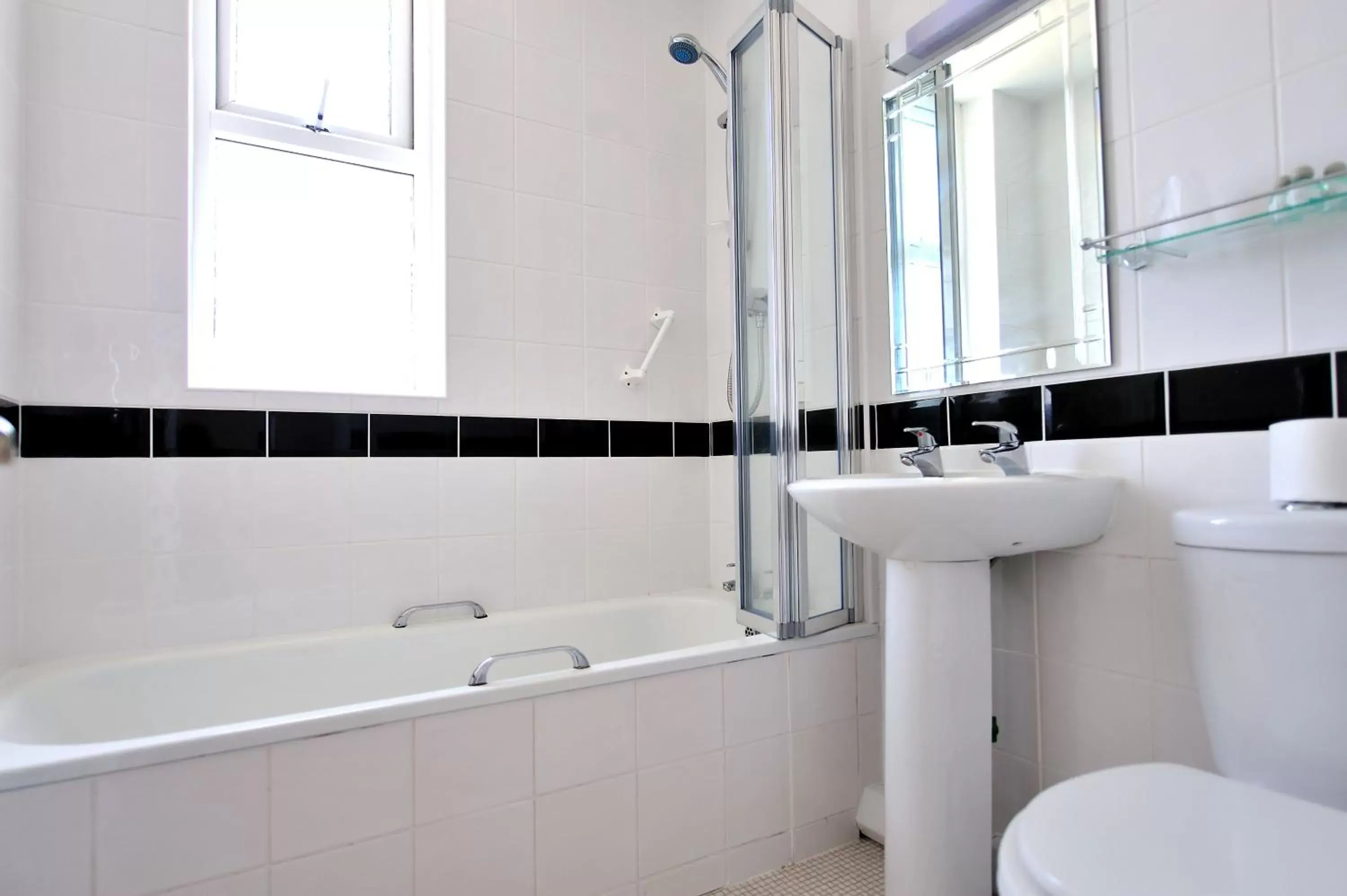 Decorative detail, Bathroom in Pentire Hotel