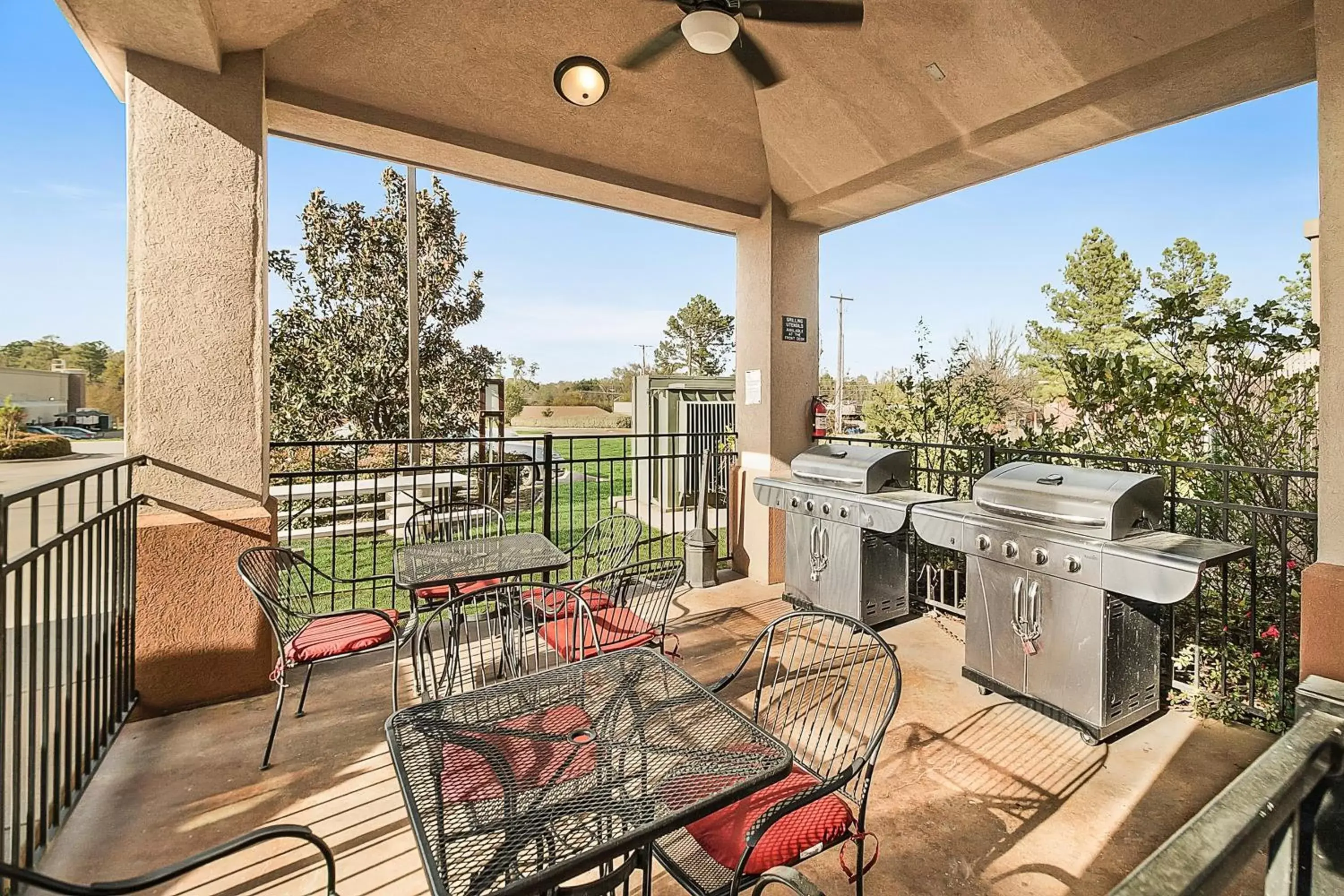 Other, BBQ Facilities in Candlewood Suites Longview, an IHG Hotel