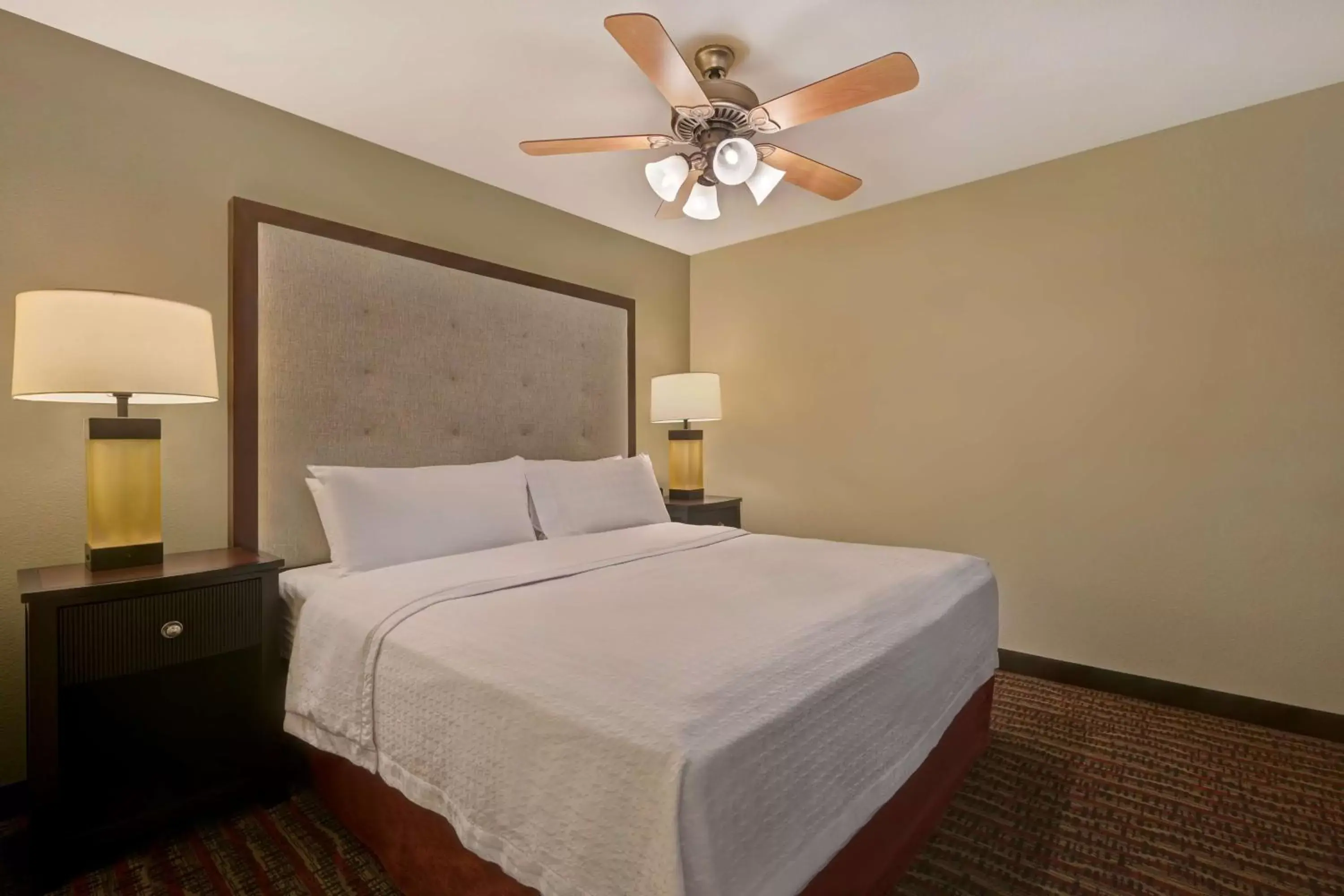 Bed in Homewood Suites by Hilton Denver Tech Center