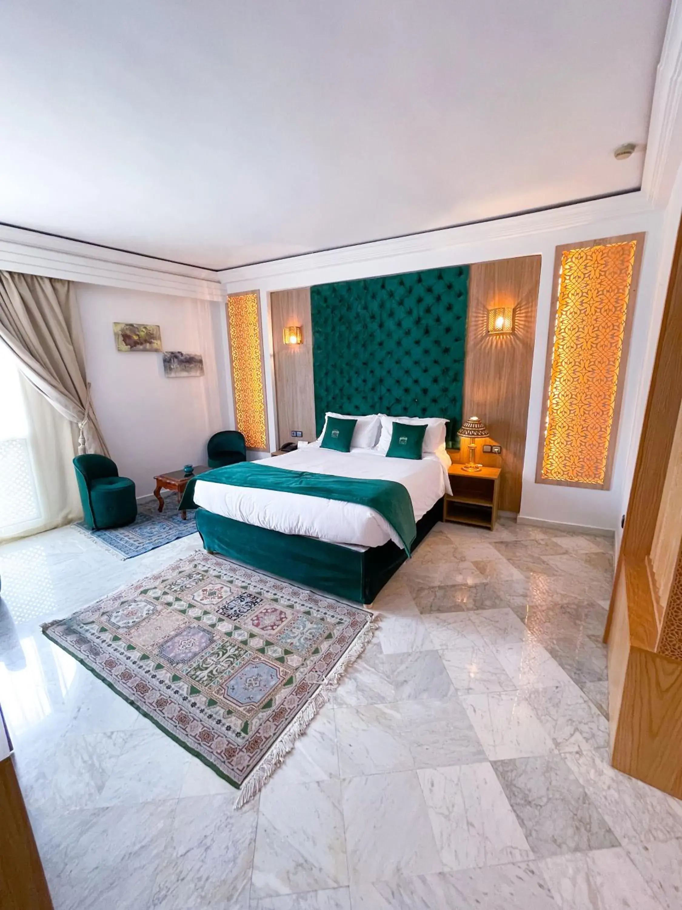 Photo of the whole room, Bed in Menzeh Zalagh 2Boutique Hôtel & Sky