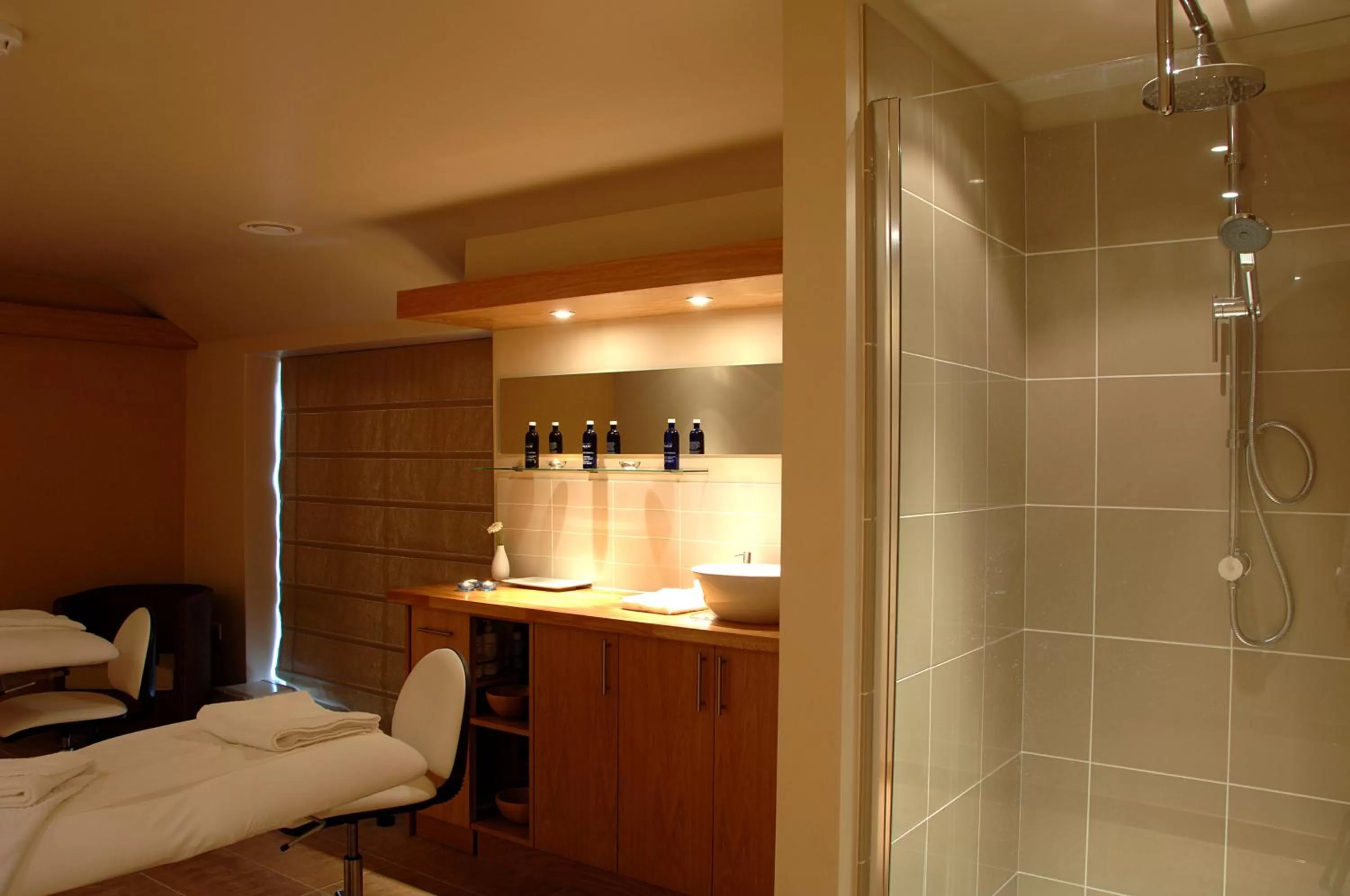 Spa and wellness centre/facilities in Knights Hill Hotel & Spa