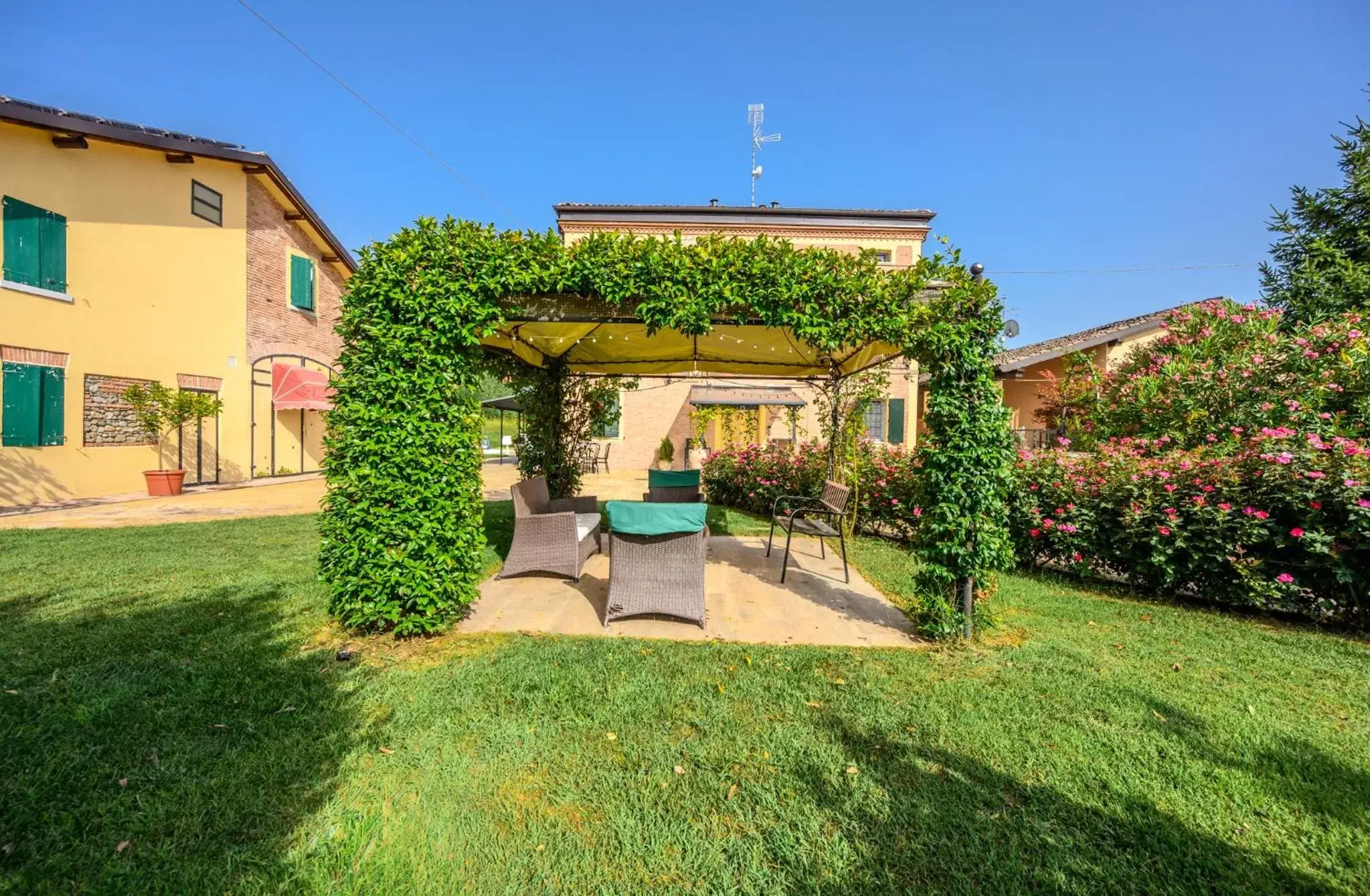 Property Building in La Casa di Valeria - Modena