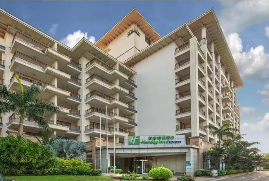 Property Building in Holiday Inn Express Haikou West Coast, an IHG Hotel