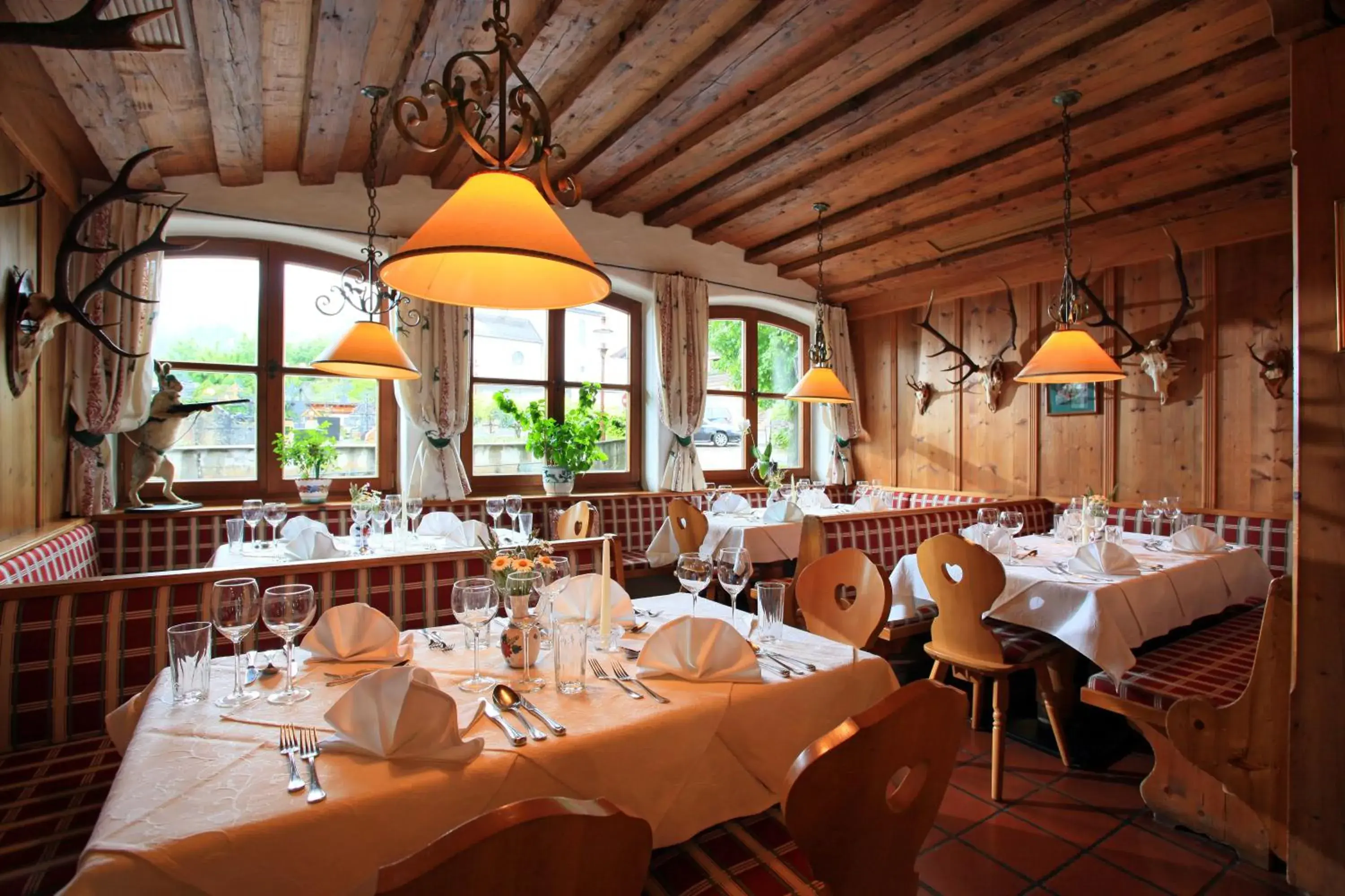 Restaurant/Places to Eat in Hotel Kirchenwirt