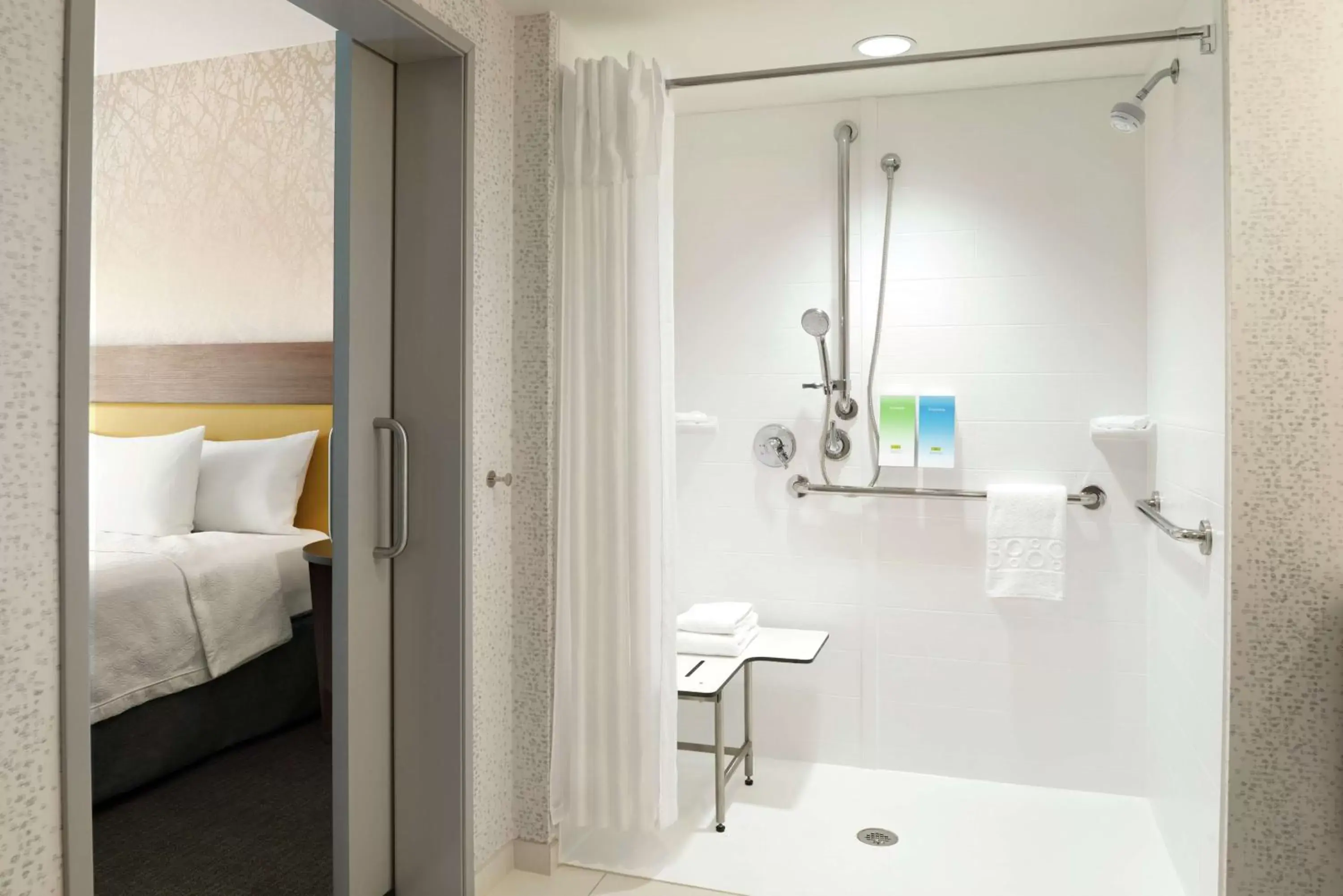 Bathroom in Home2 Suites By Hilton Overland Park, Ks