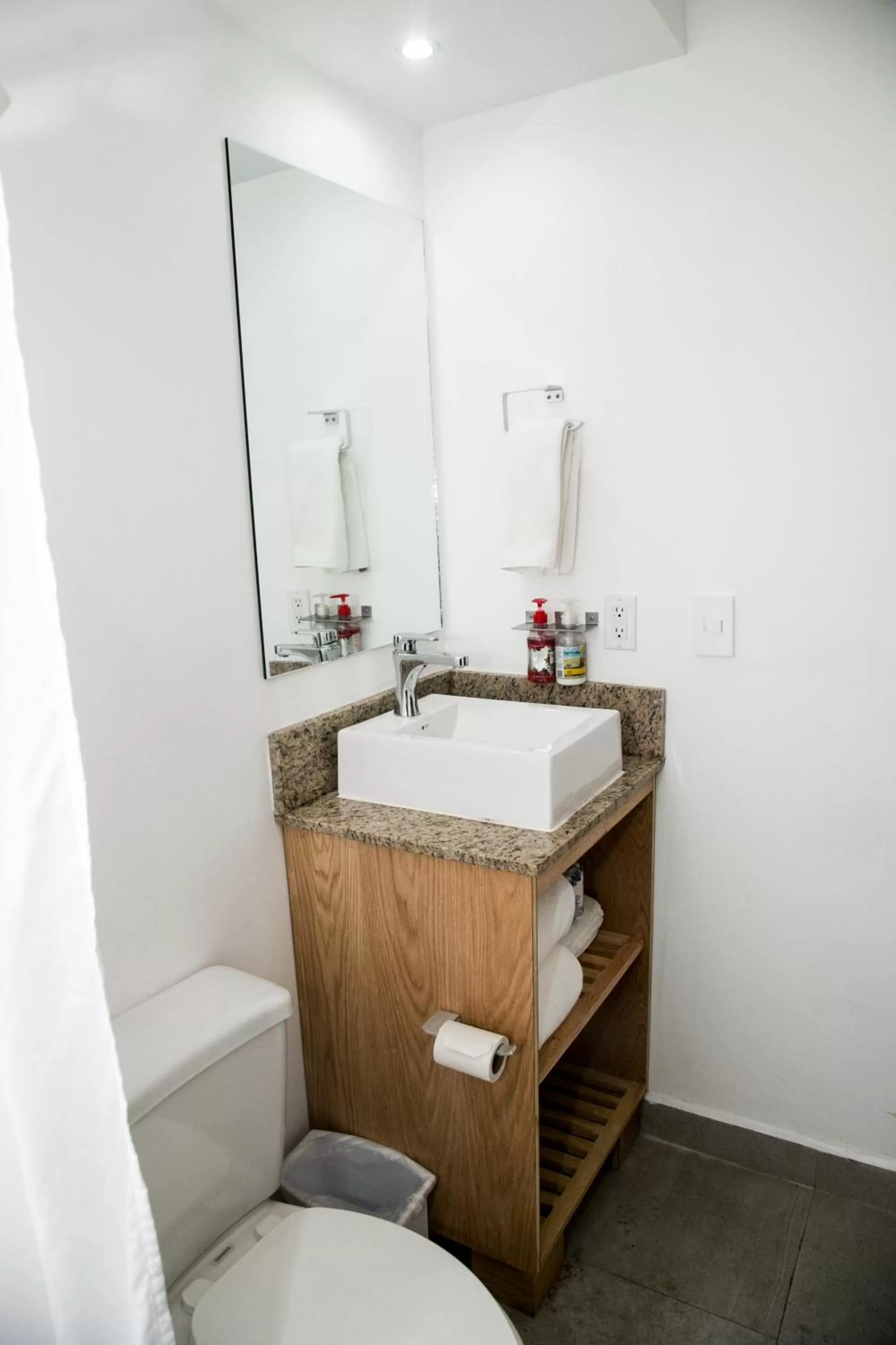 Toilet in Booking 500