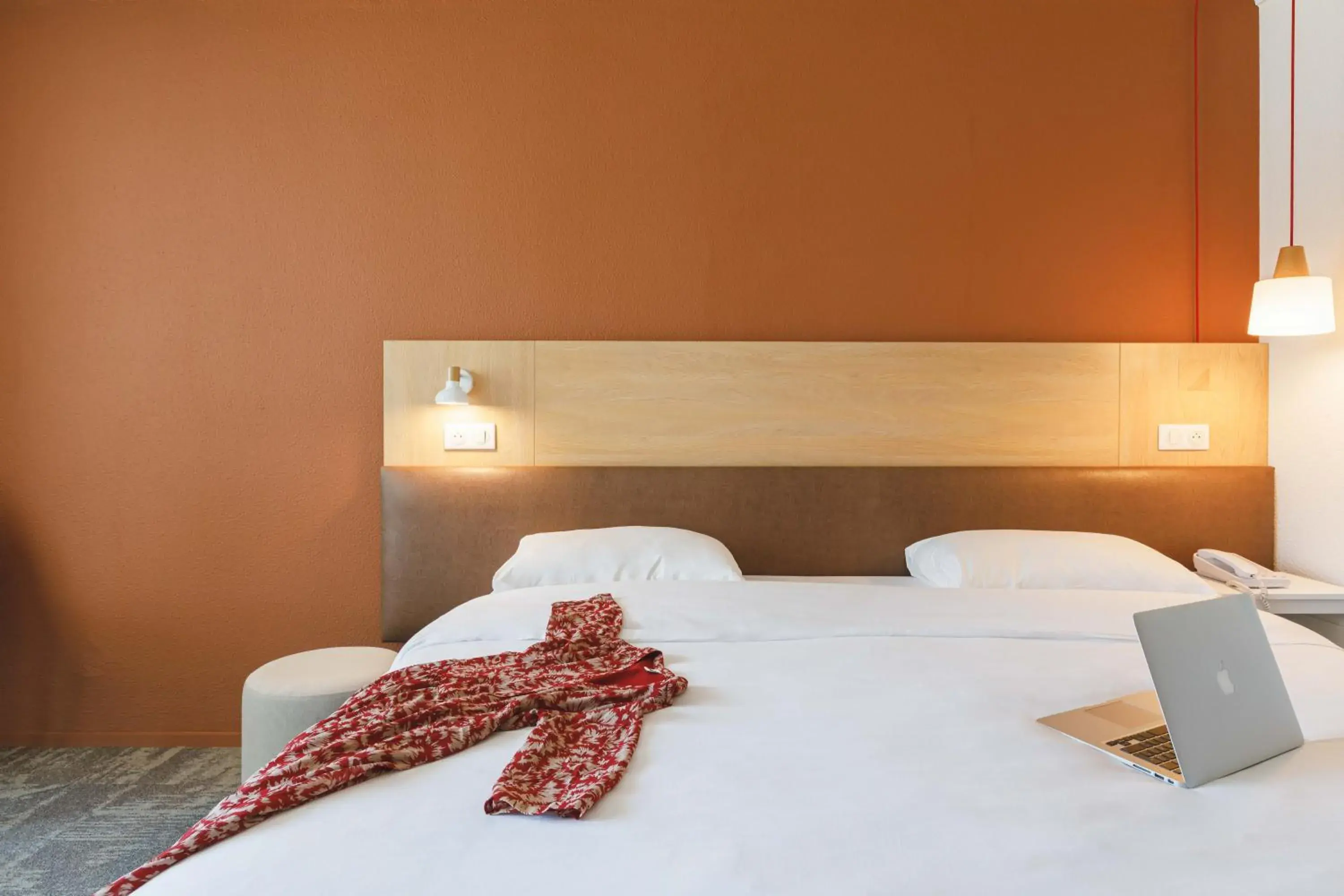 Bedroom, Bed in ibis Styles Aix les Bains
