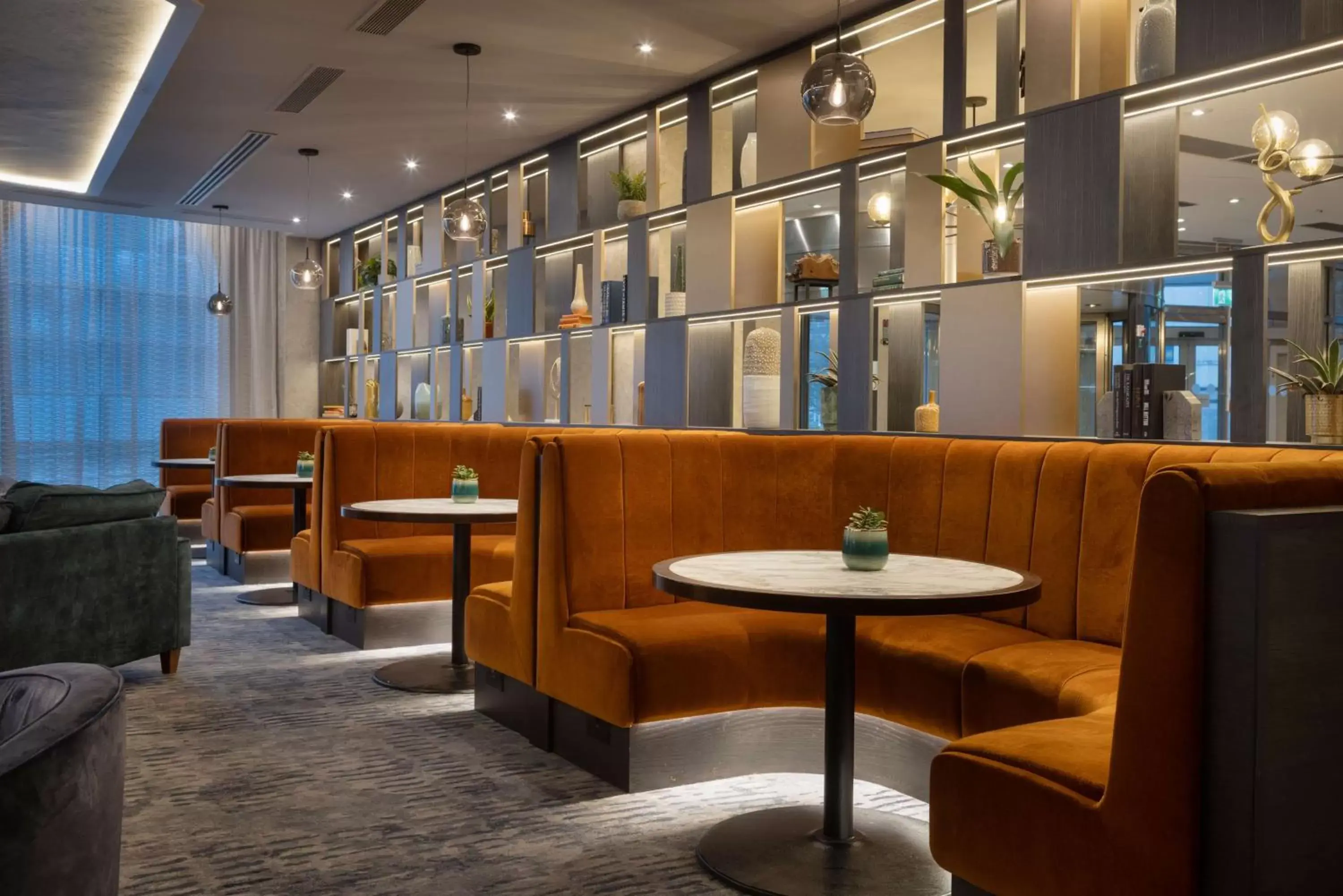 Lounge or bar, Lounge/Bar in Hilton Cardiff
