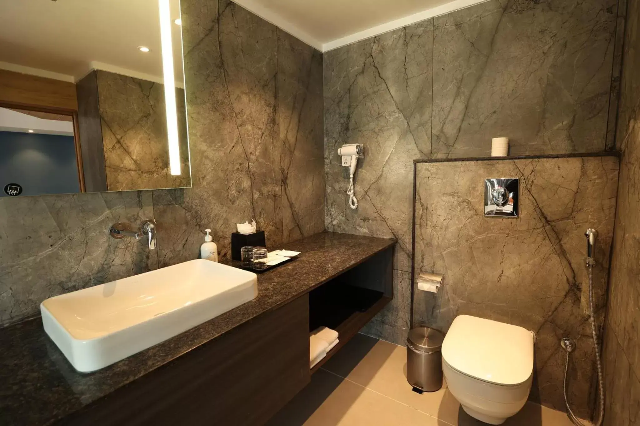 Bathroom in Holiday Inn Express & Suites Jaipur Gopalpura