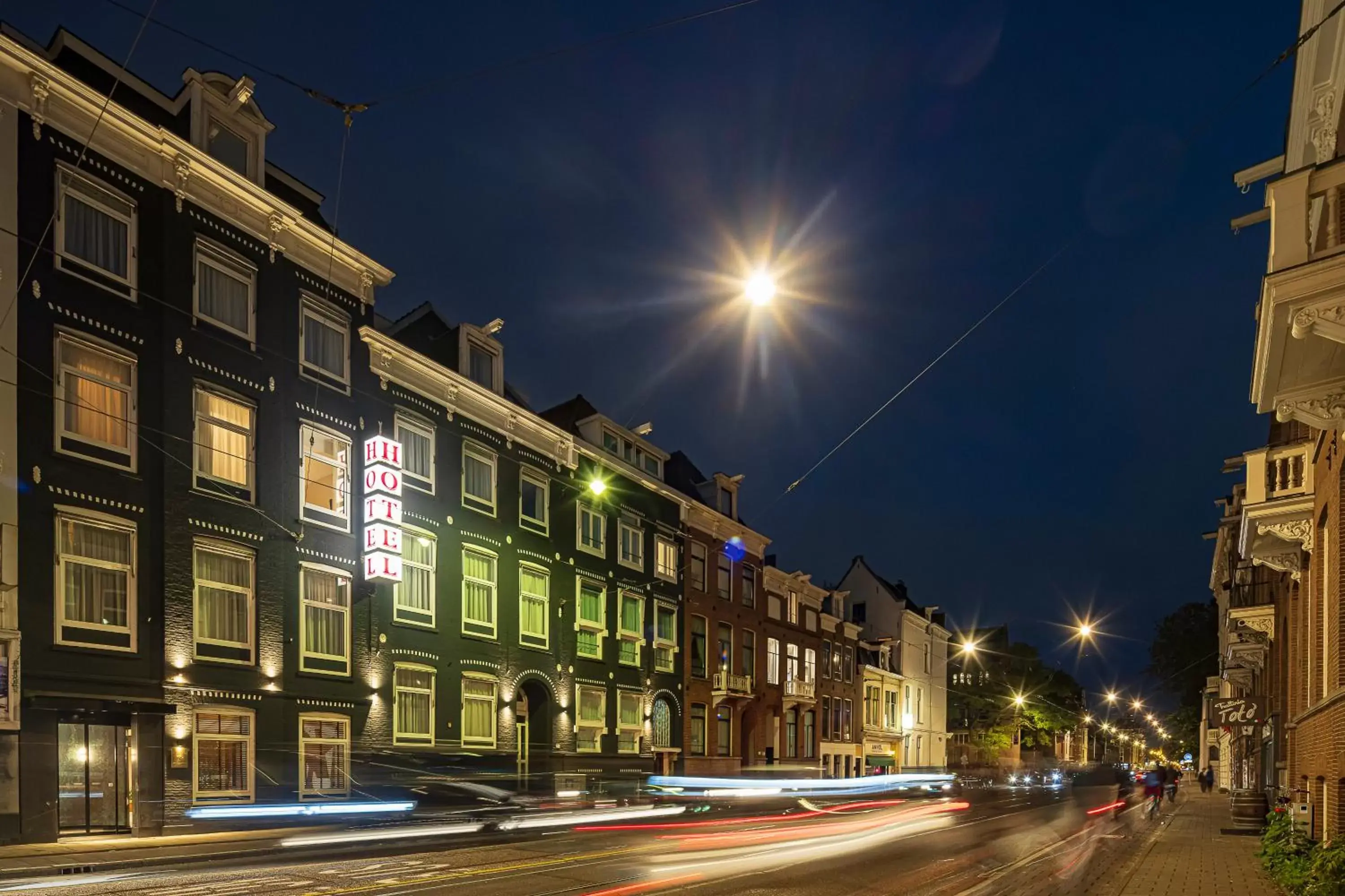Property building, Neighborhood in Huygens Place Amsterdam