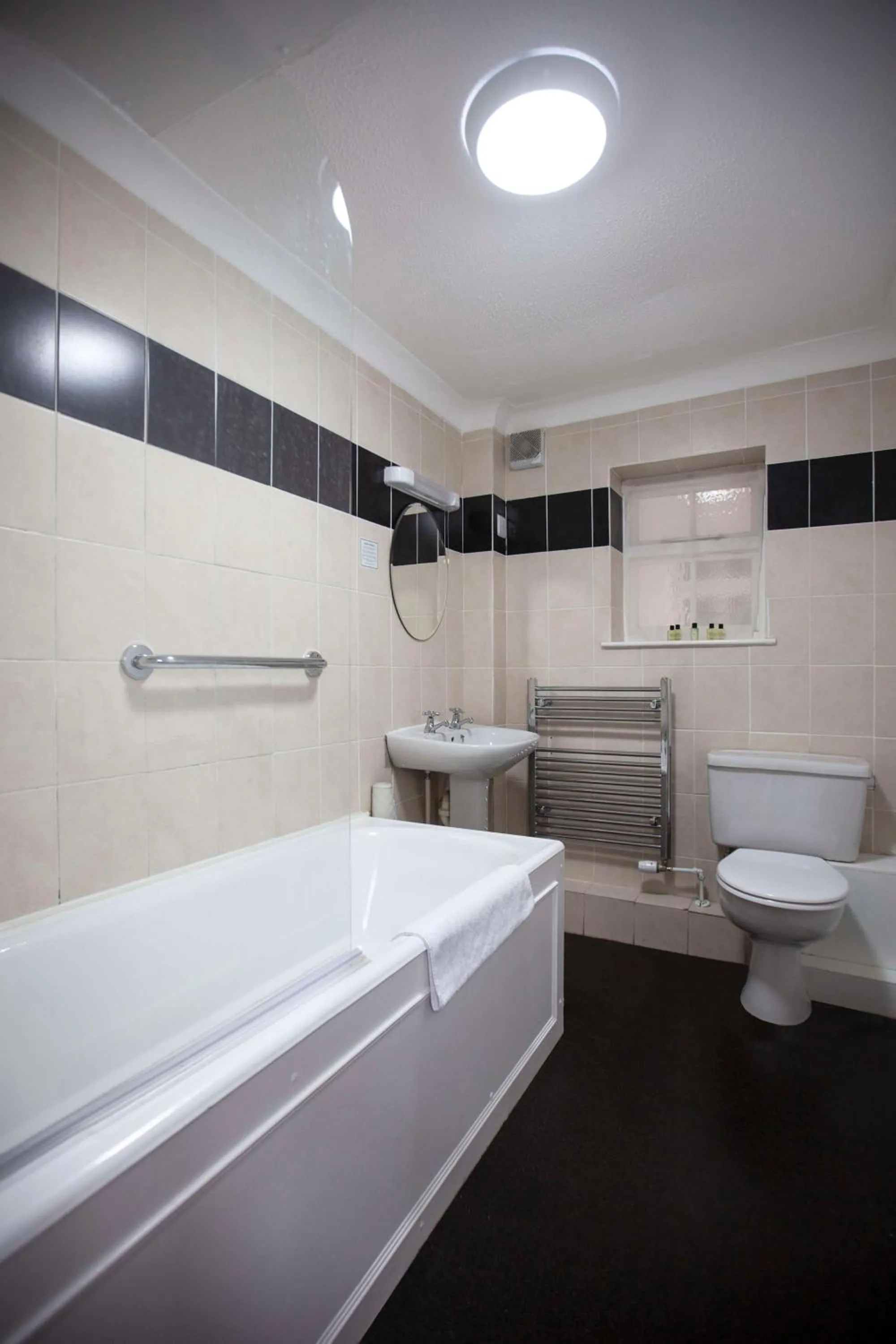 Standard Double Room with Two Single Beds - Non-Smoking in Best Western Brome Grange Hotel